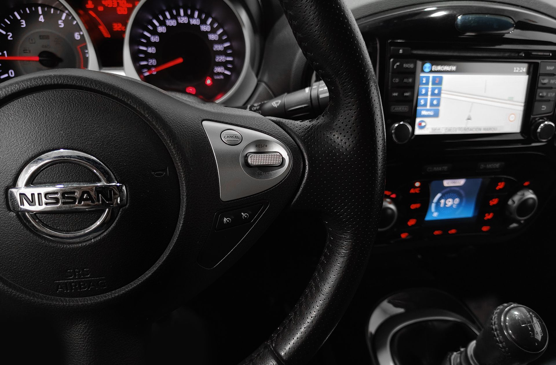 Nissan Juke 1.2 DIG-T N-Connecta - foto 28