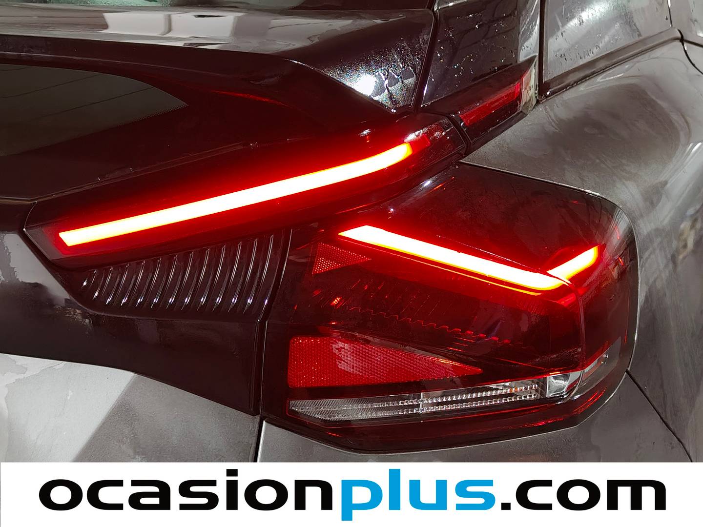 Citroën C4 Citroen C4 PureTech 130 S&S 6v Plus (131 CV) gasolina