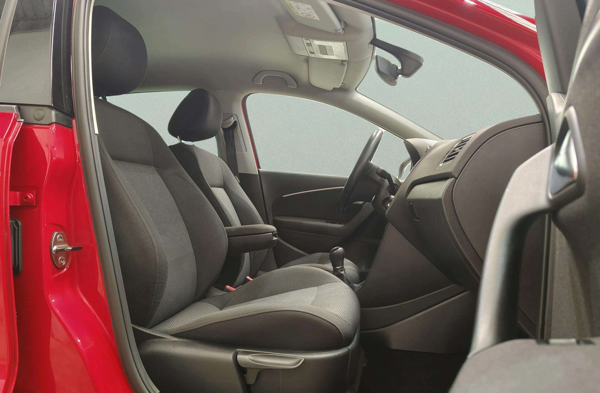 Volkswagen Polo Sport 1.2 TSI BMT - foto 17