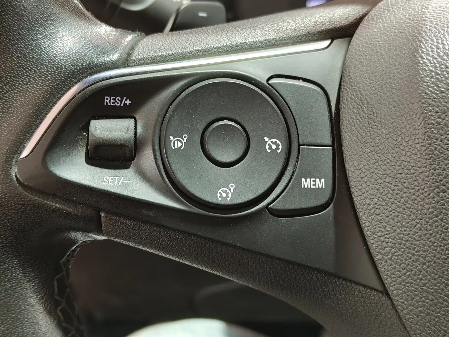 Foto Opel Mokka Opel Mokka 1.2 Turbo GS Line Auto (130 CV)