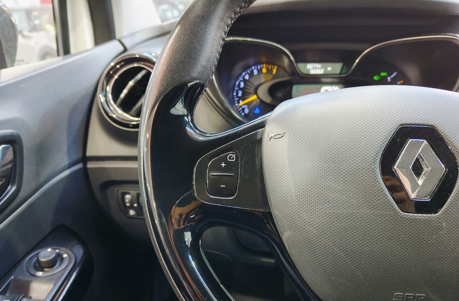 Renault Captur Zen Energy TCe EDC - foto 26