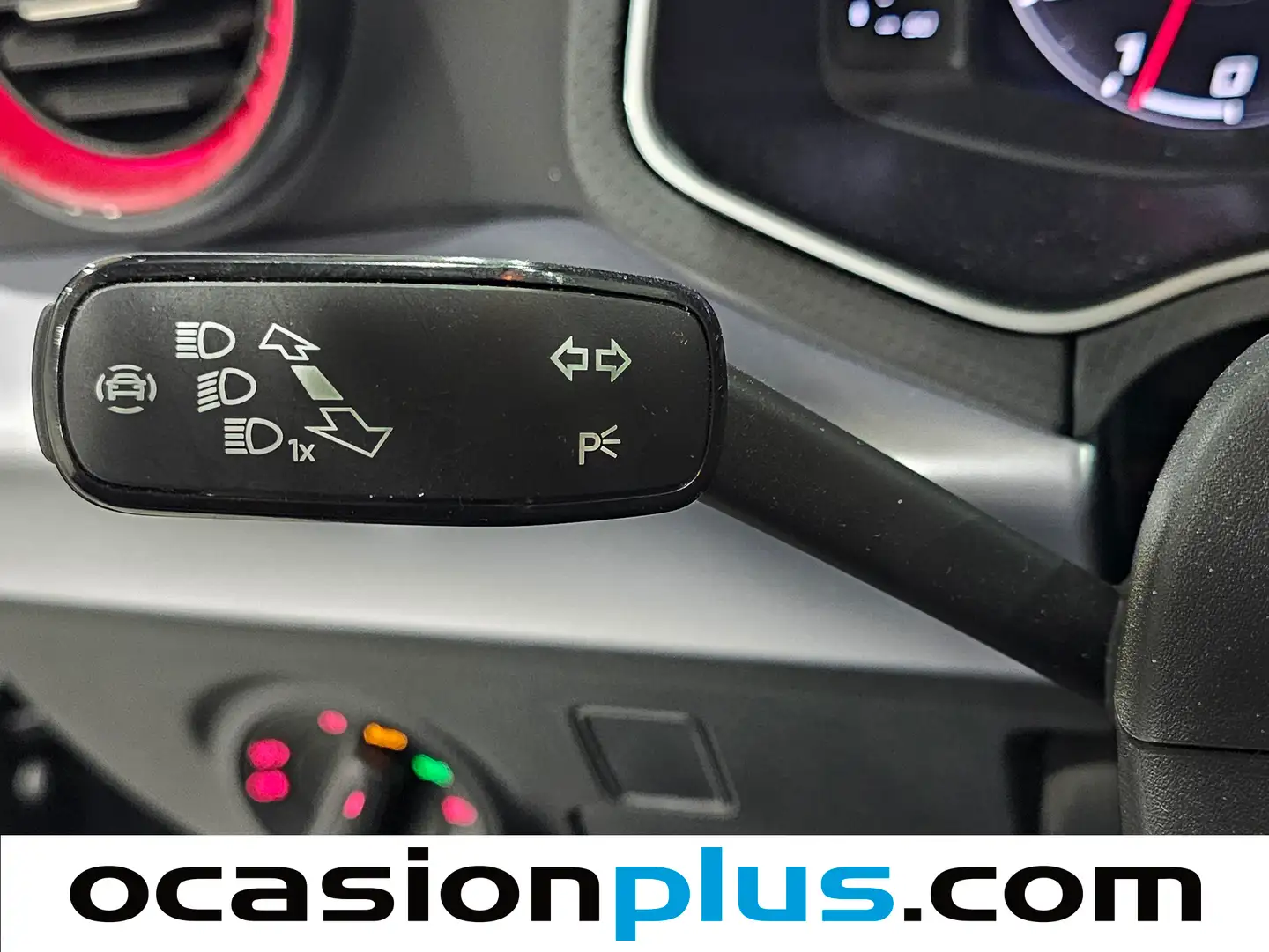 Foto Seat Arona SEAT Arona 1.5 TSI FR XL DSG (150 CV)