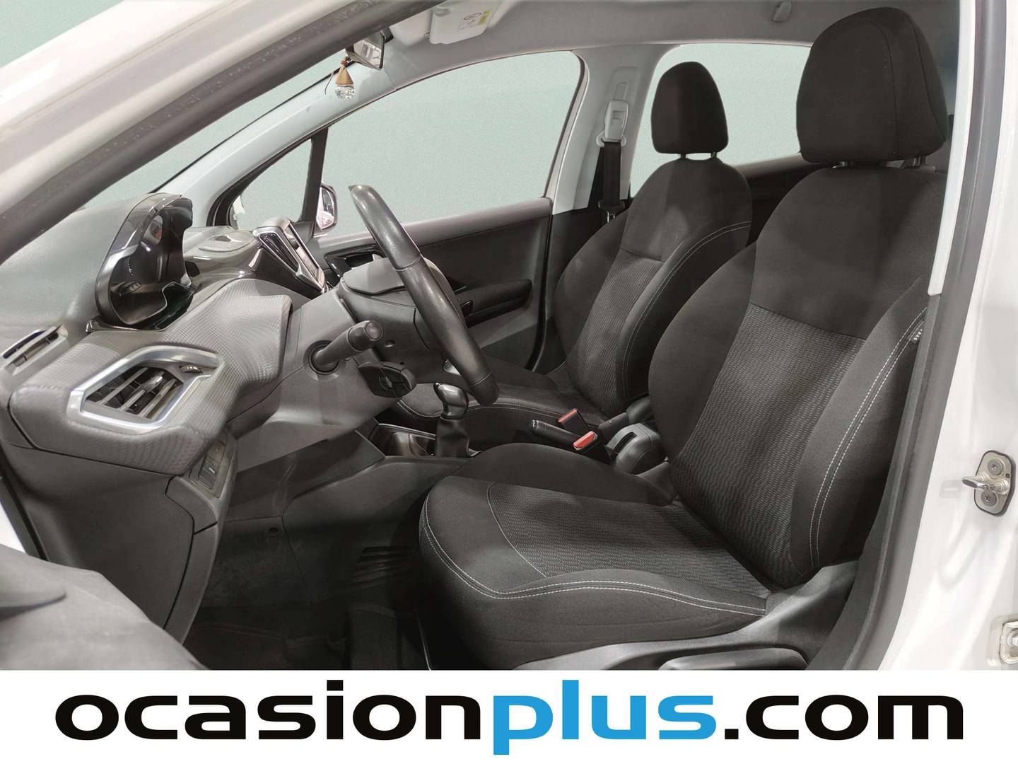 Foto asientos delanteros Peugeot 208 Peugeot 208 1.6 BlueHDi Style (75 CV)