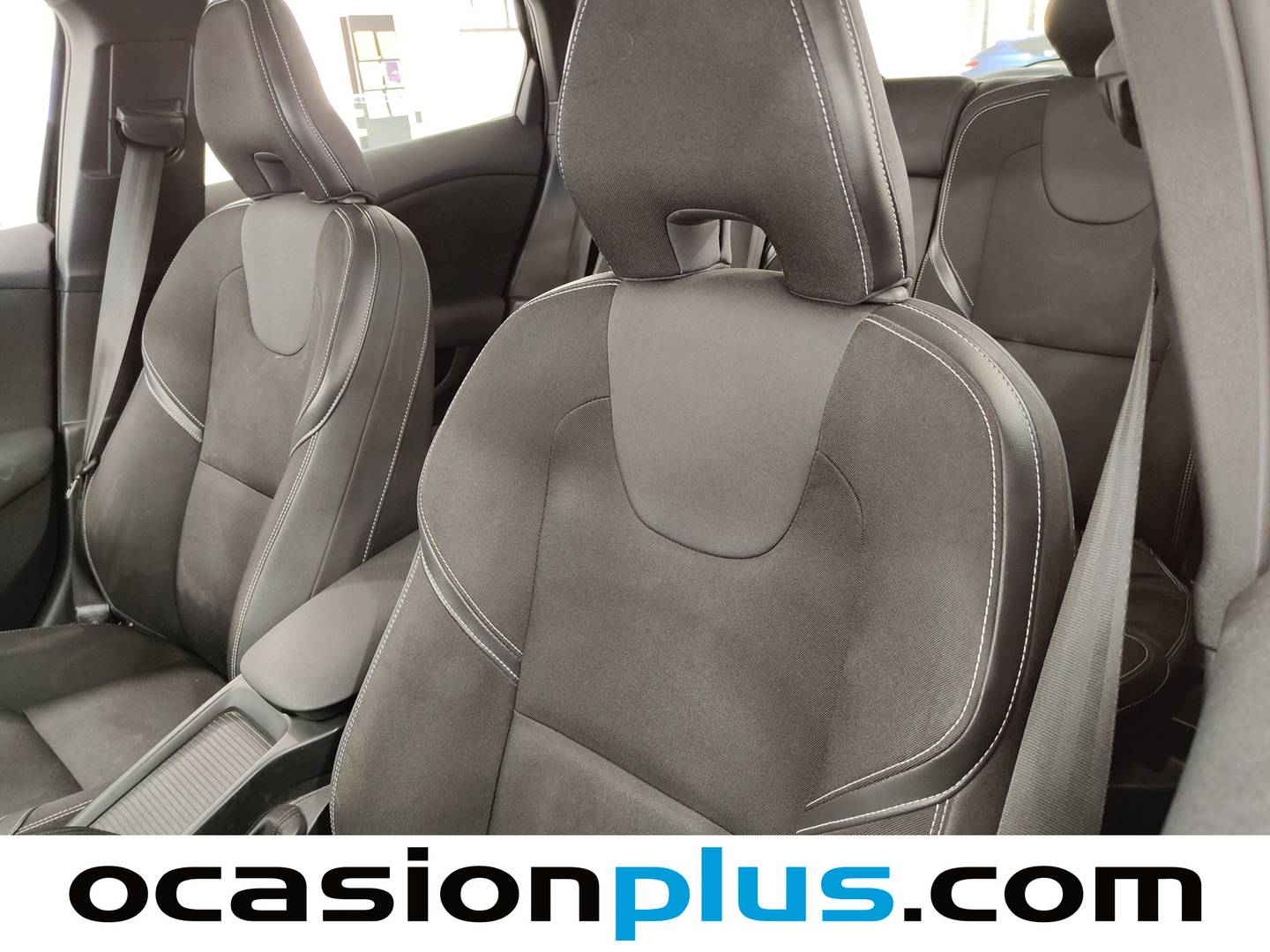 Foto Volvo V40 Volvo V40 D2 Kinetic Auto (115 CV)