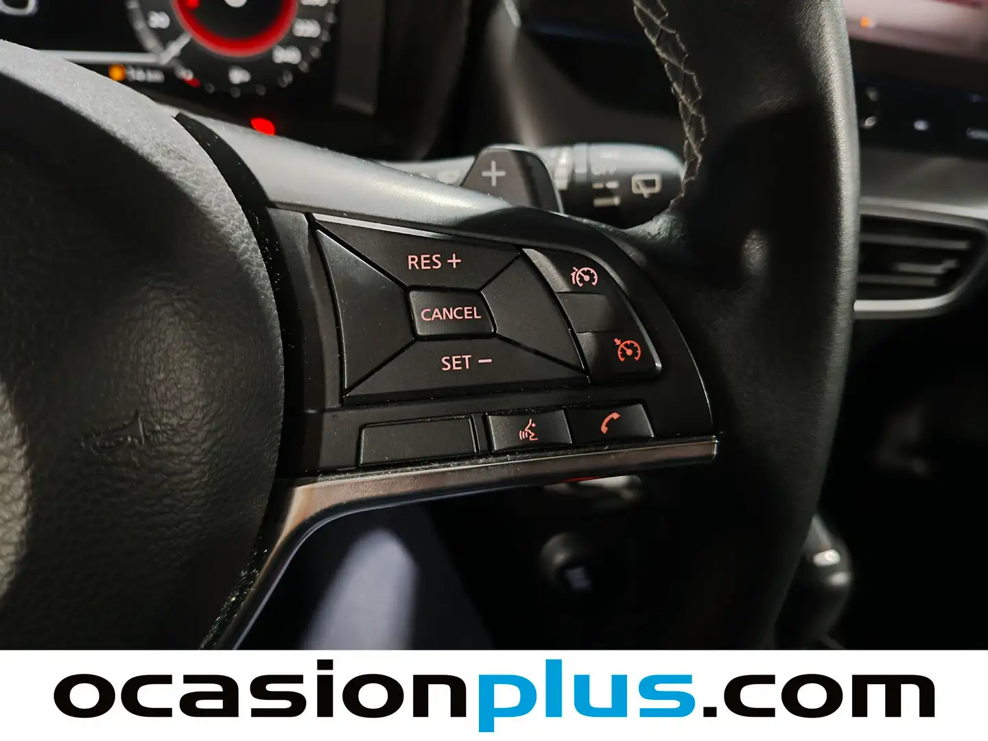 Foto Nissan JUKE Nissan Juke DIG-T N-Connecta 4x2 DCT  (114 CV)