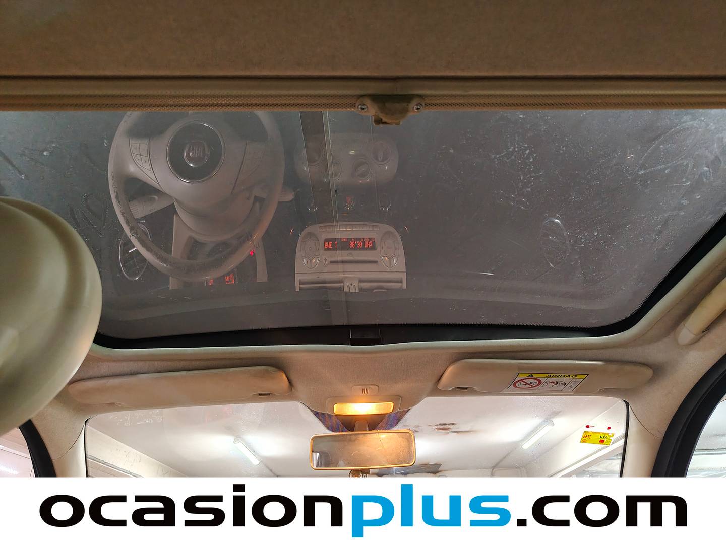 Extras y acabados del Fiat 500 Fiat 500 1.2 8v Lounge (69 CV)