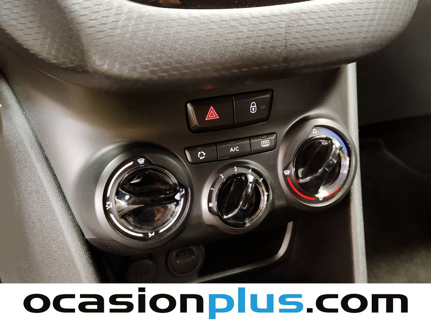 Foto Peugeot 208 Peugeot 208 1.2 PureTech S&S Signature (110 CV)