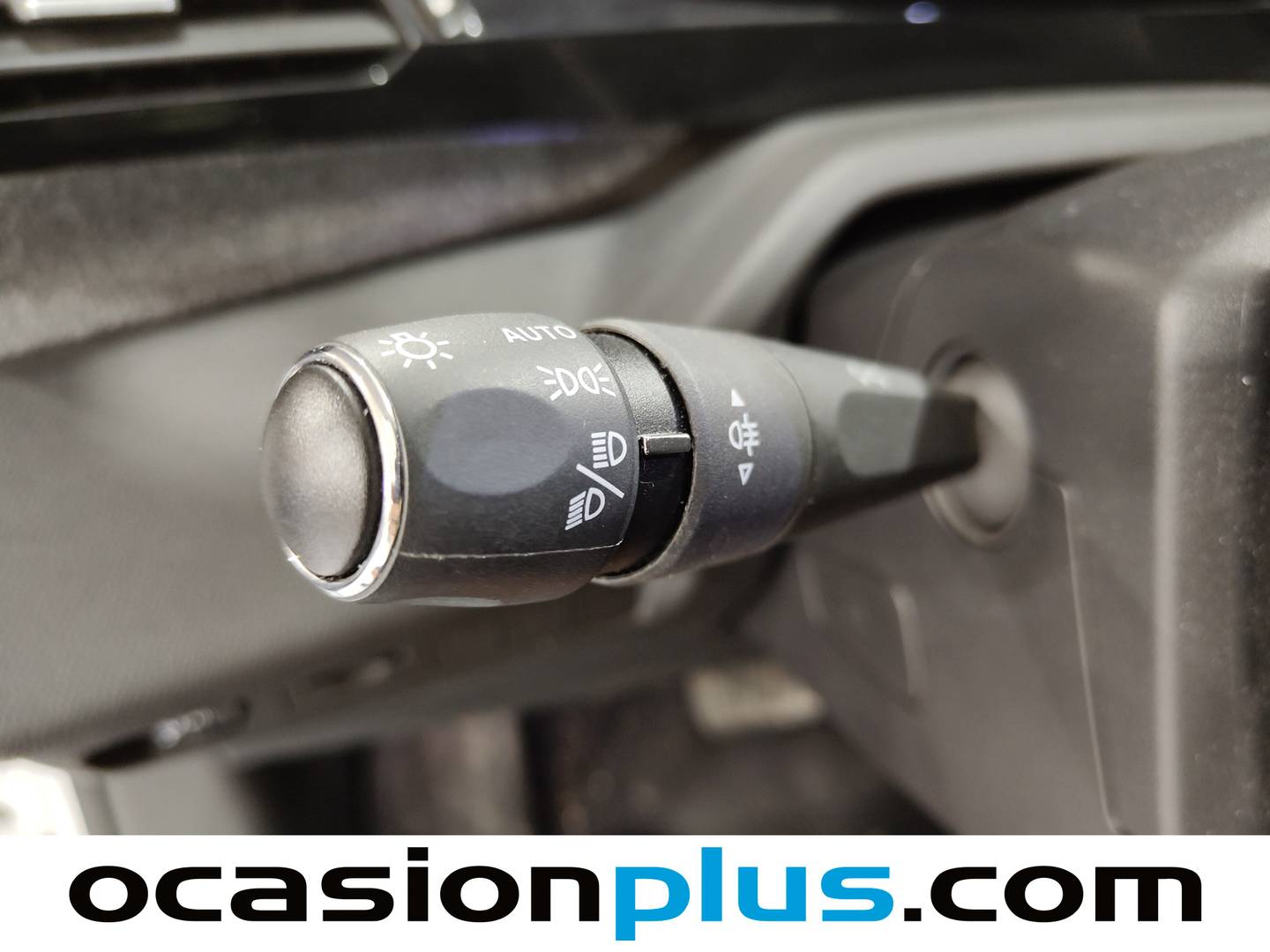 Foto Peugeot 408 Peugeot 408 Puretech 130 Allure Pack EAT8  (130 CV)