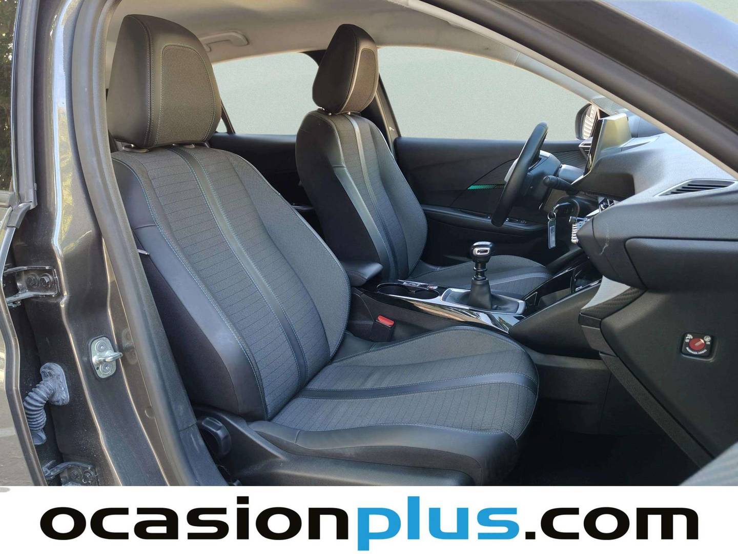 Foto Peugeot 208 Peugeot 208 PureTech 100 Allure  (100 CV)