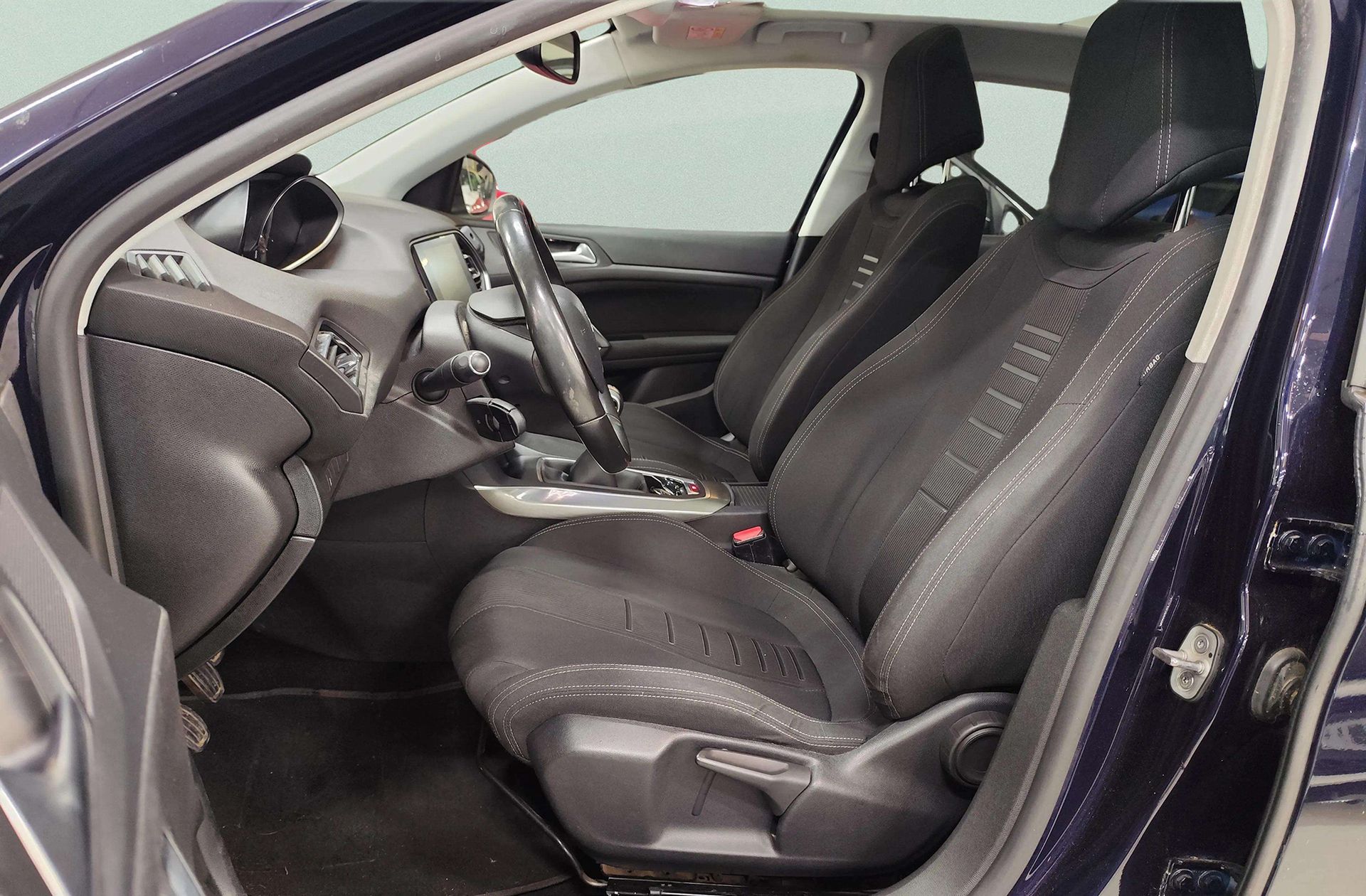 Peugeot 308 Allure 1.6 THP - foto 13