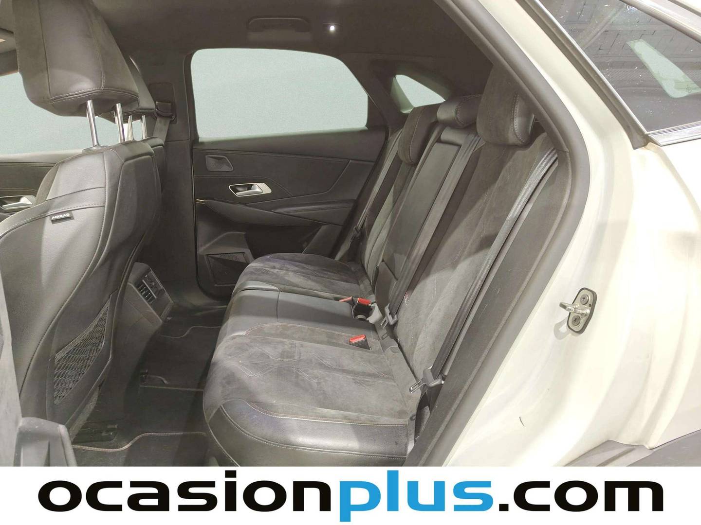 Foto DS DS 7 Crossback DS DS7 Crossback PureTech 180 Performance Line Auto (180 CV)