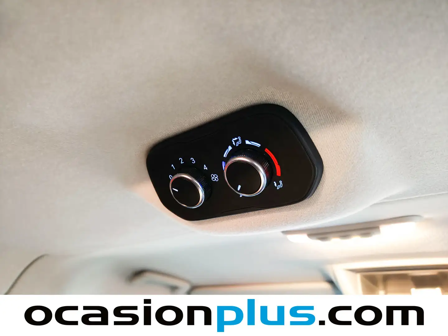 Foto Ford Transit Custom Ford Transit Custom Mixto 2.0 TDCI MHEV 320 L1 Trend (130 CV)