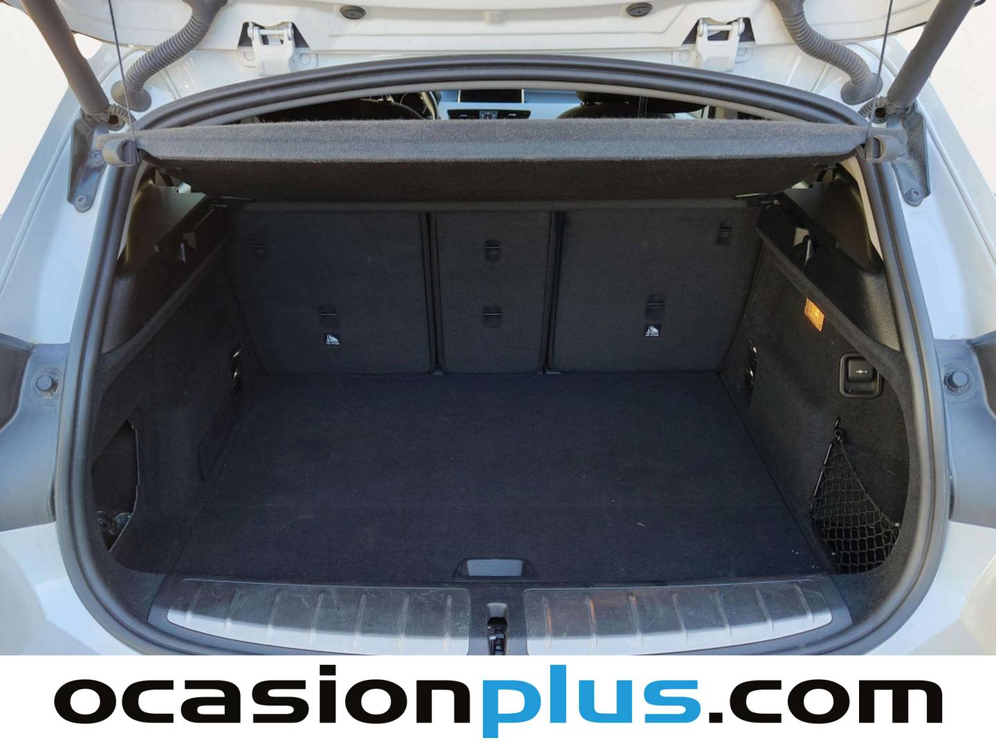 Fotos maletero BMW X2 BMW X2 sDrive18i (140 CV)