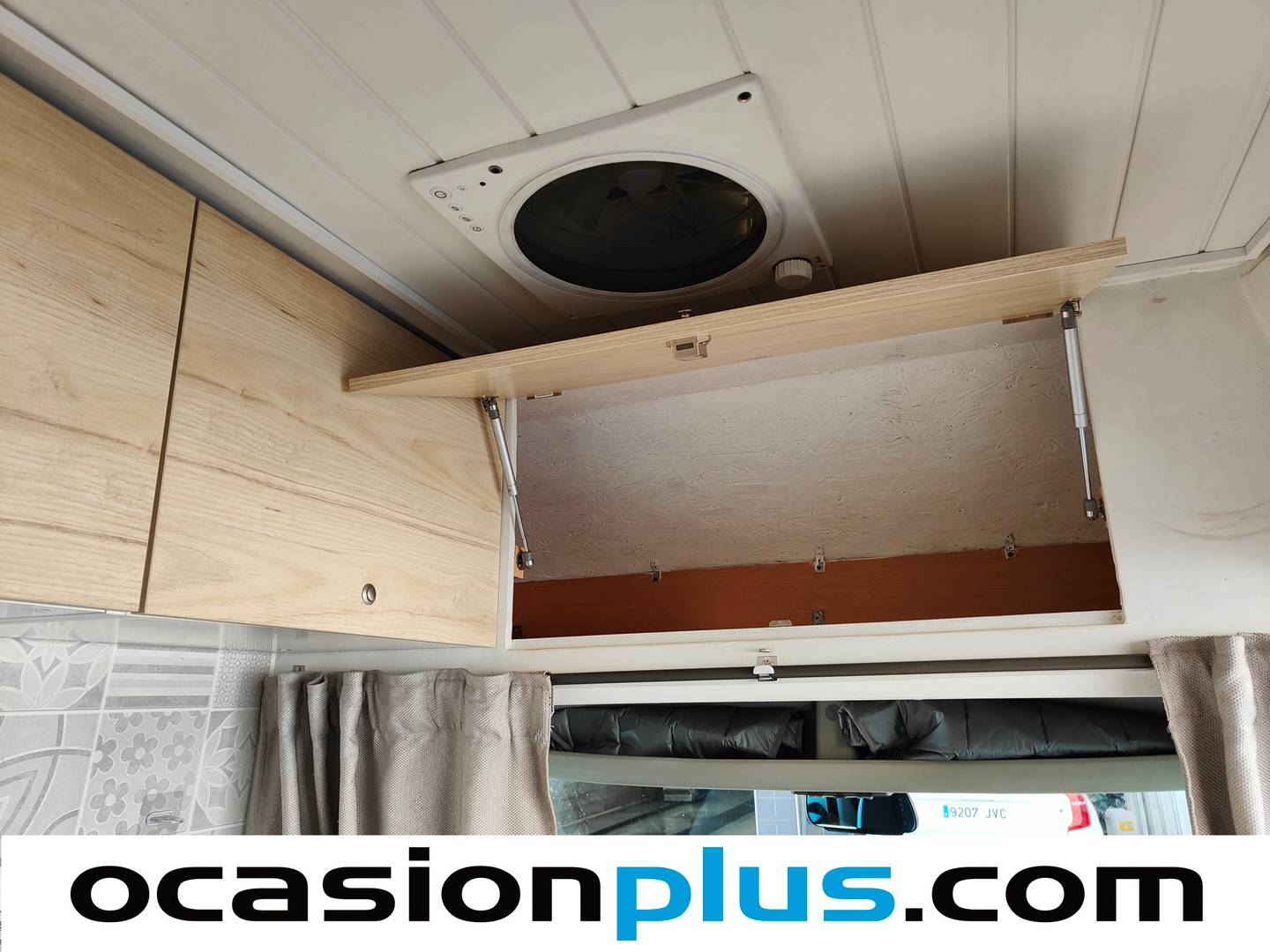 Foto Citroën Jumper Citroen Jumper BlueHDi 130 35 L3H3 (130 CV) Camperizada