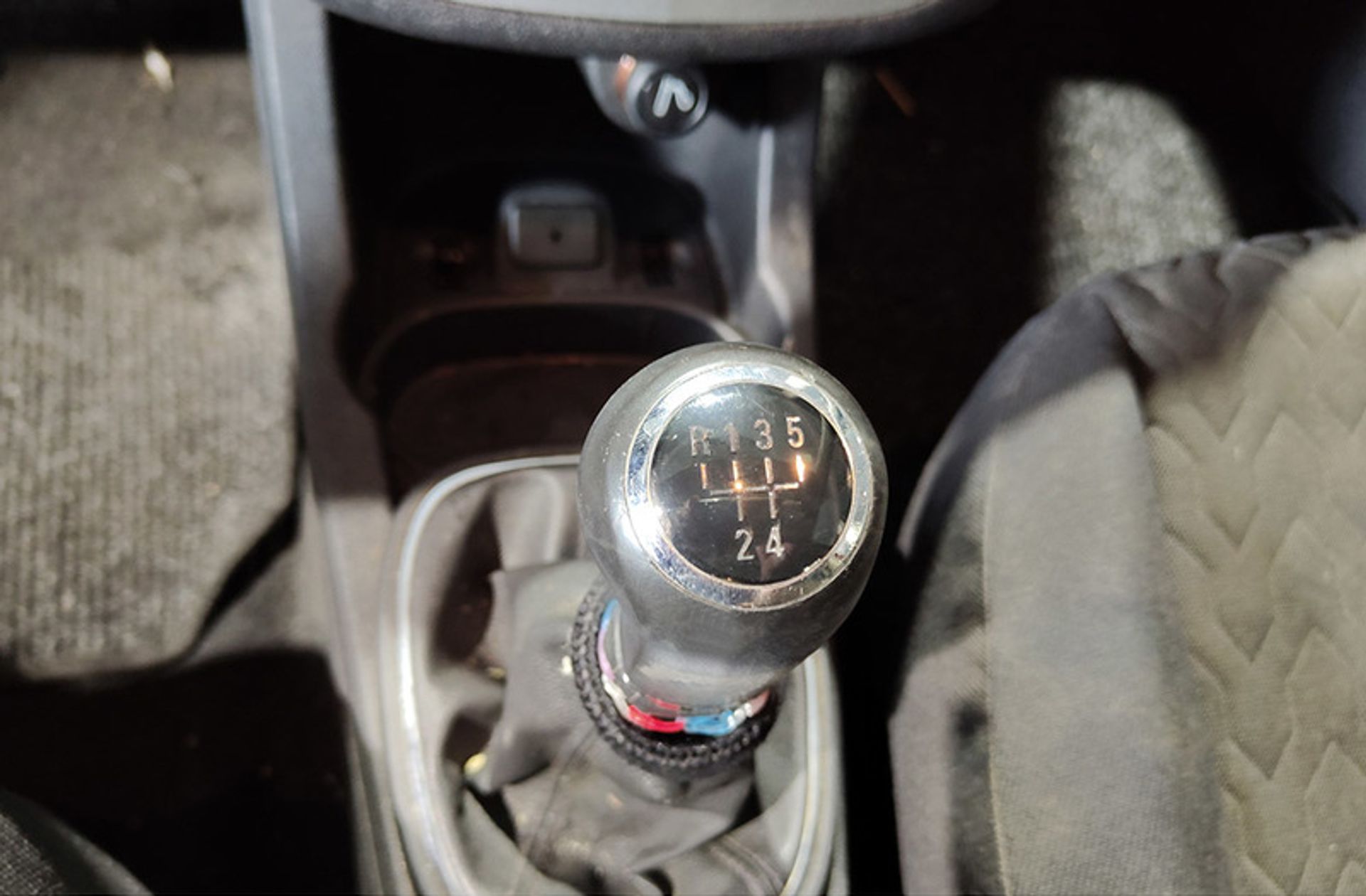 Opel Corsa 1.2 Expression - foto 5