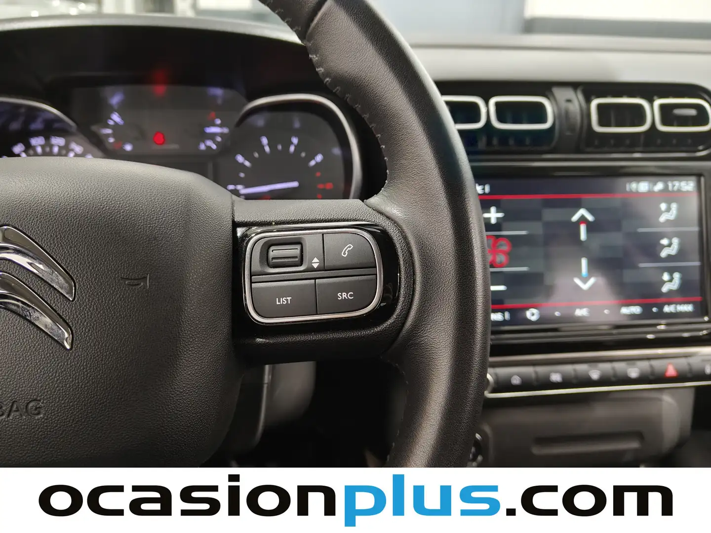 Foto Citroën C3 Aircross Citroen C3 Aircross PureTech 130 Shine Pack EAT6 (131 CV)