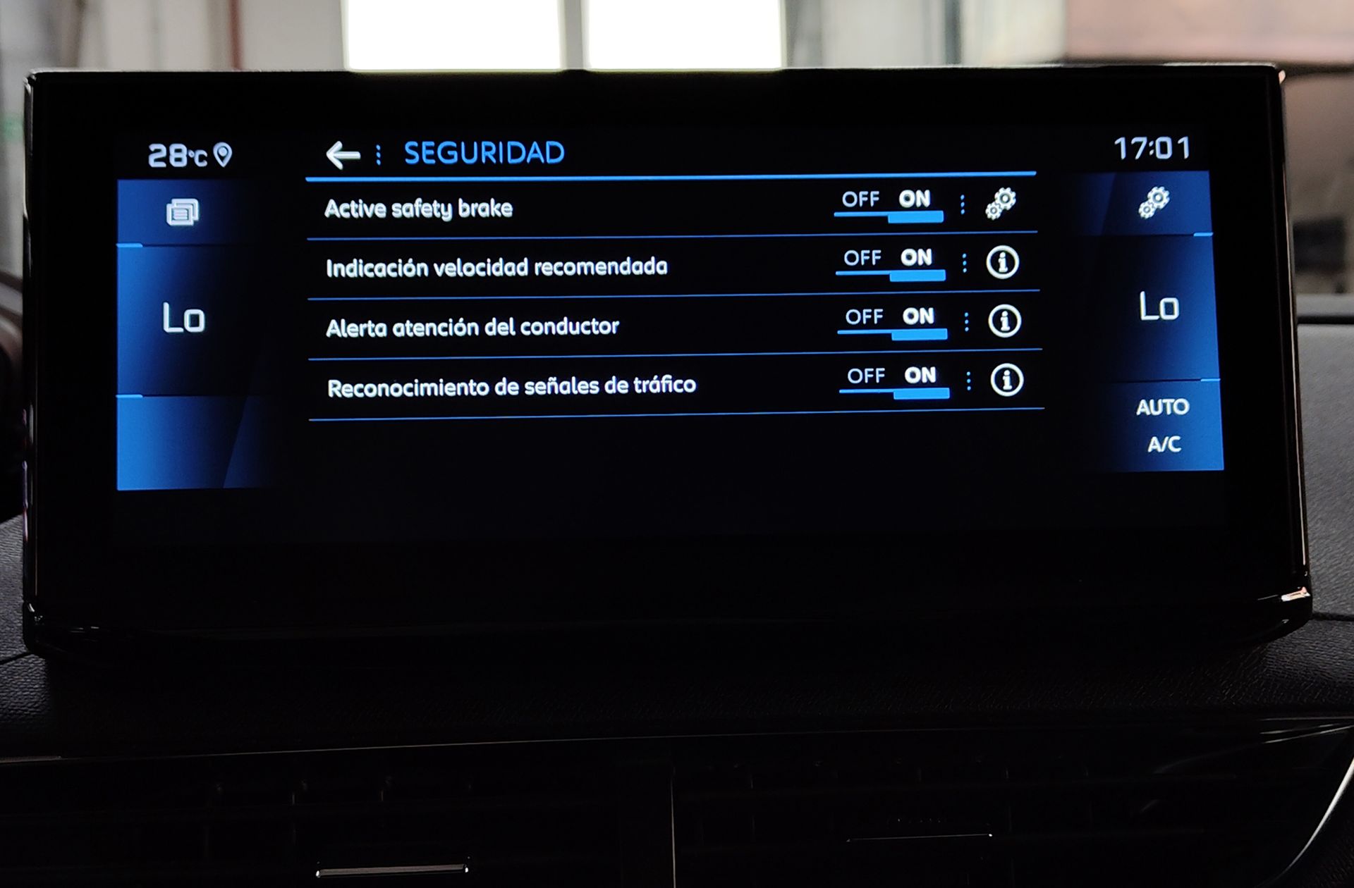 Peugeot 3008 PureTech 130 GT EAT8 - foto 14