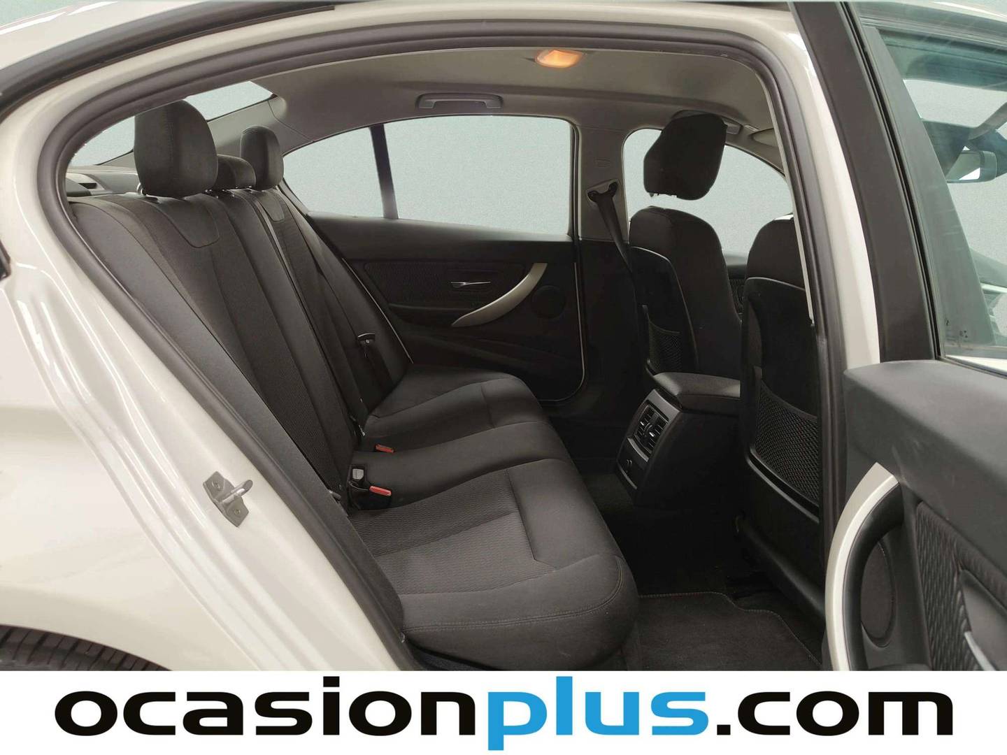 BMW Serie 3 BMW Serie 3 318d Business (150 CV) de segunda mano