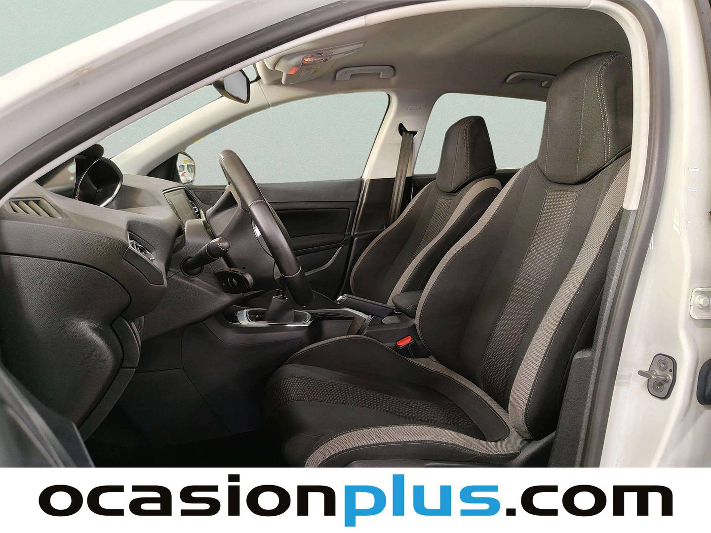 Foto asientos delanteros Peugeot 308 Peugeot 308 PureTech 130 S&S Style (130 CV)