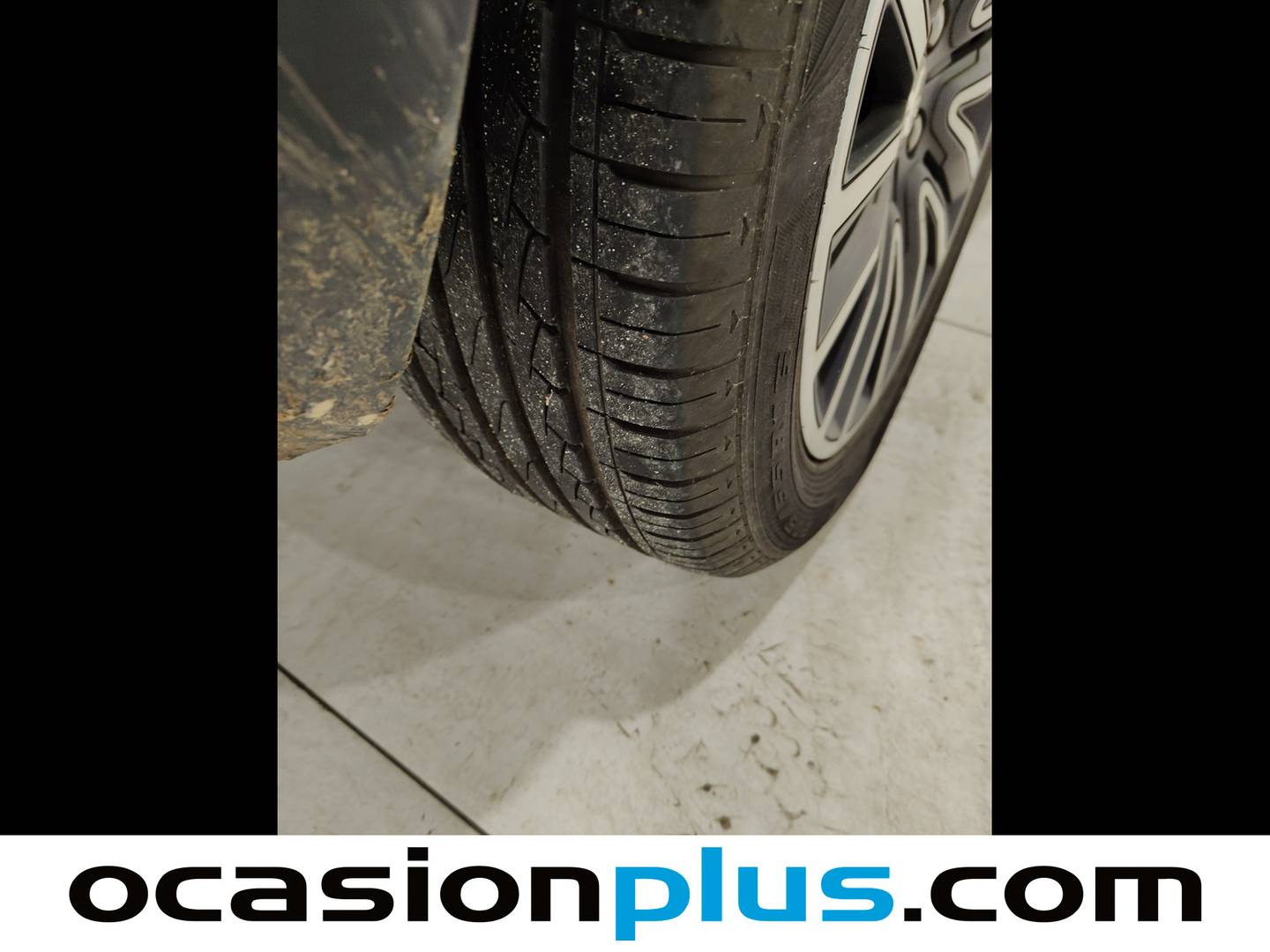 Foto Peugeot 2008 Peugeot 2008 BlueHDi 100 S&S Active (100 CV)