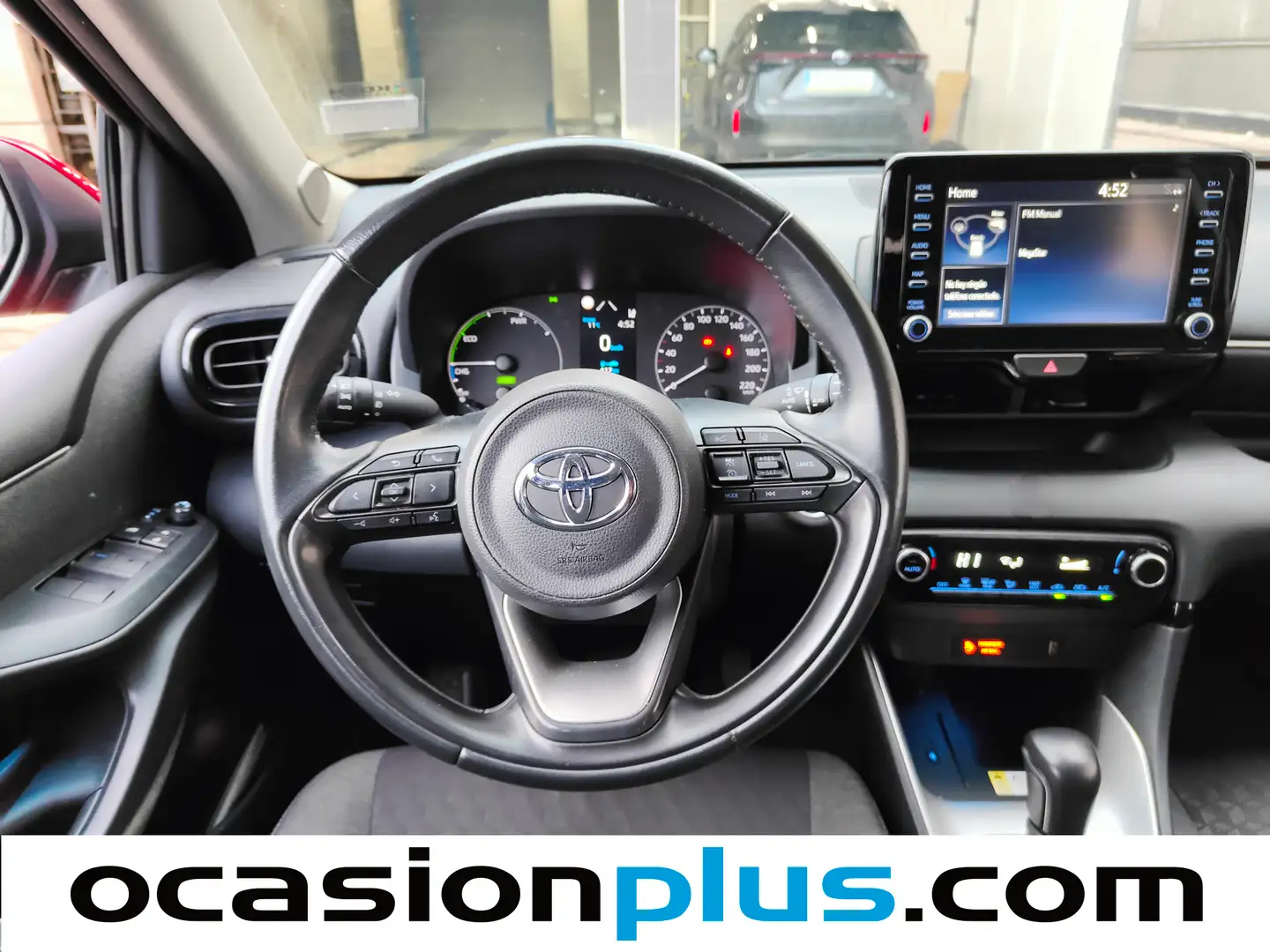 Foto Toyota Yaris Toyota Yaris 120H Business Plus (116 CV)