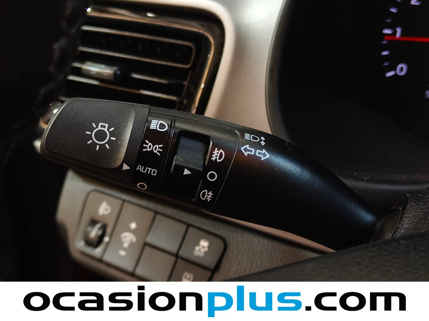 KIA Stonic KIA Stonic 1.2 CVVT Eco-Dynamics Drive (84 CV) de segunda mano