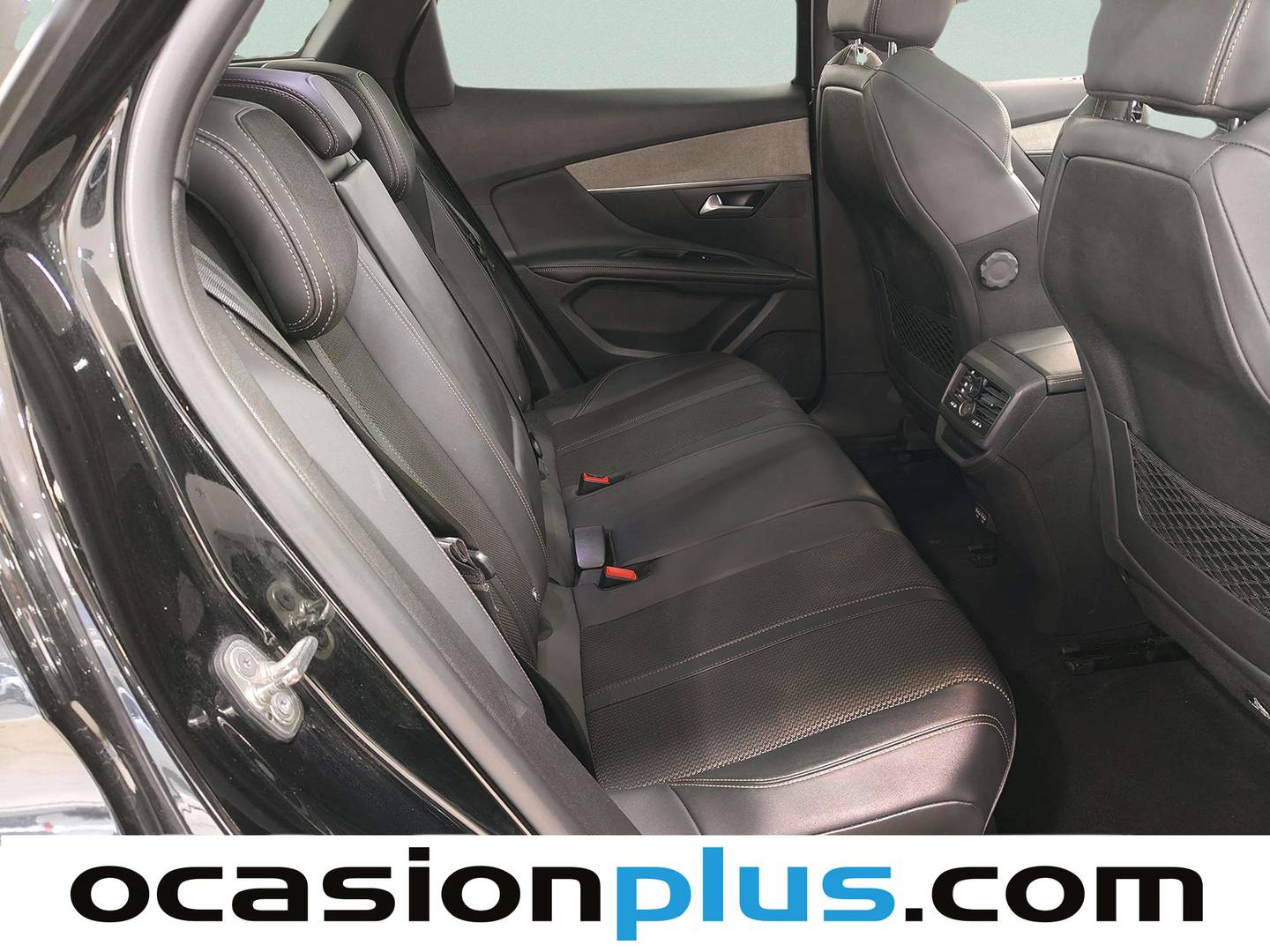 Foto Peugeot 3008 Peugeot 3008 PureTech 130 S&S GT EAT8 (130 CV)