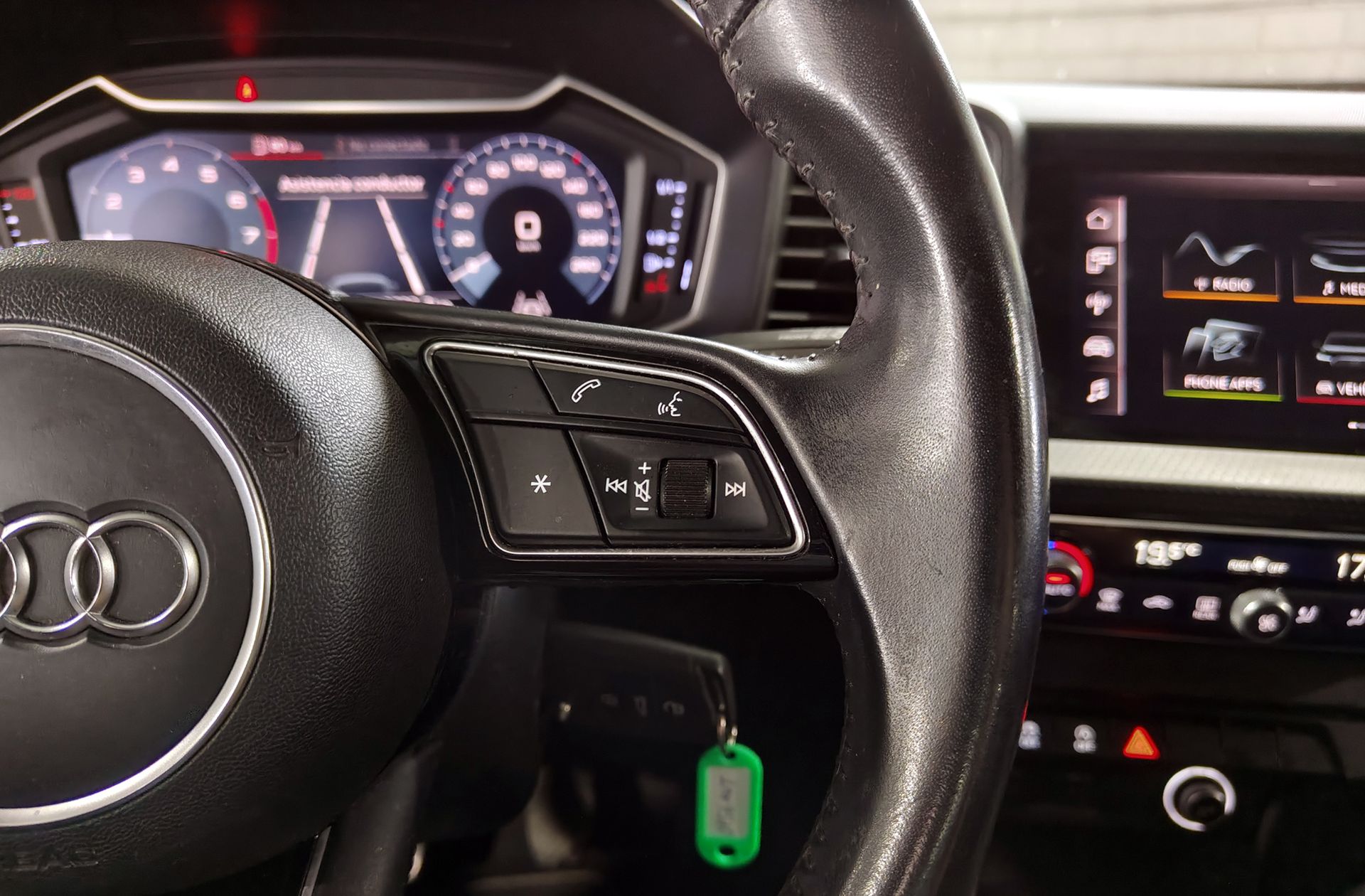 Audi A1 Sportback S line 30 TFSI - foto 27