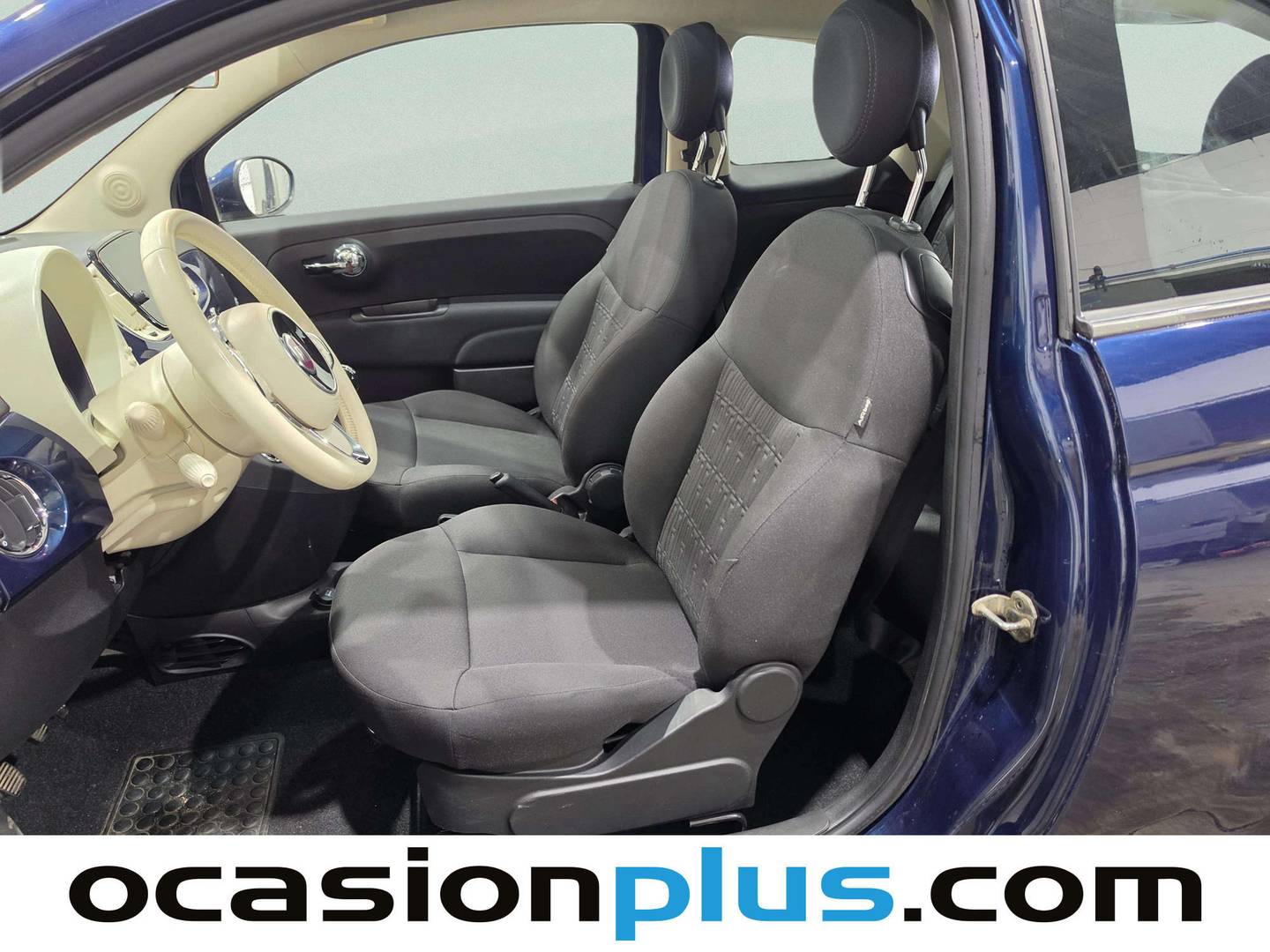 Foto asientos delanteros Fiat 500 Fiat 500 1.0 Hybrid Dolcevita (70 CV)