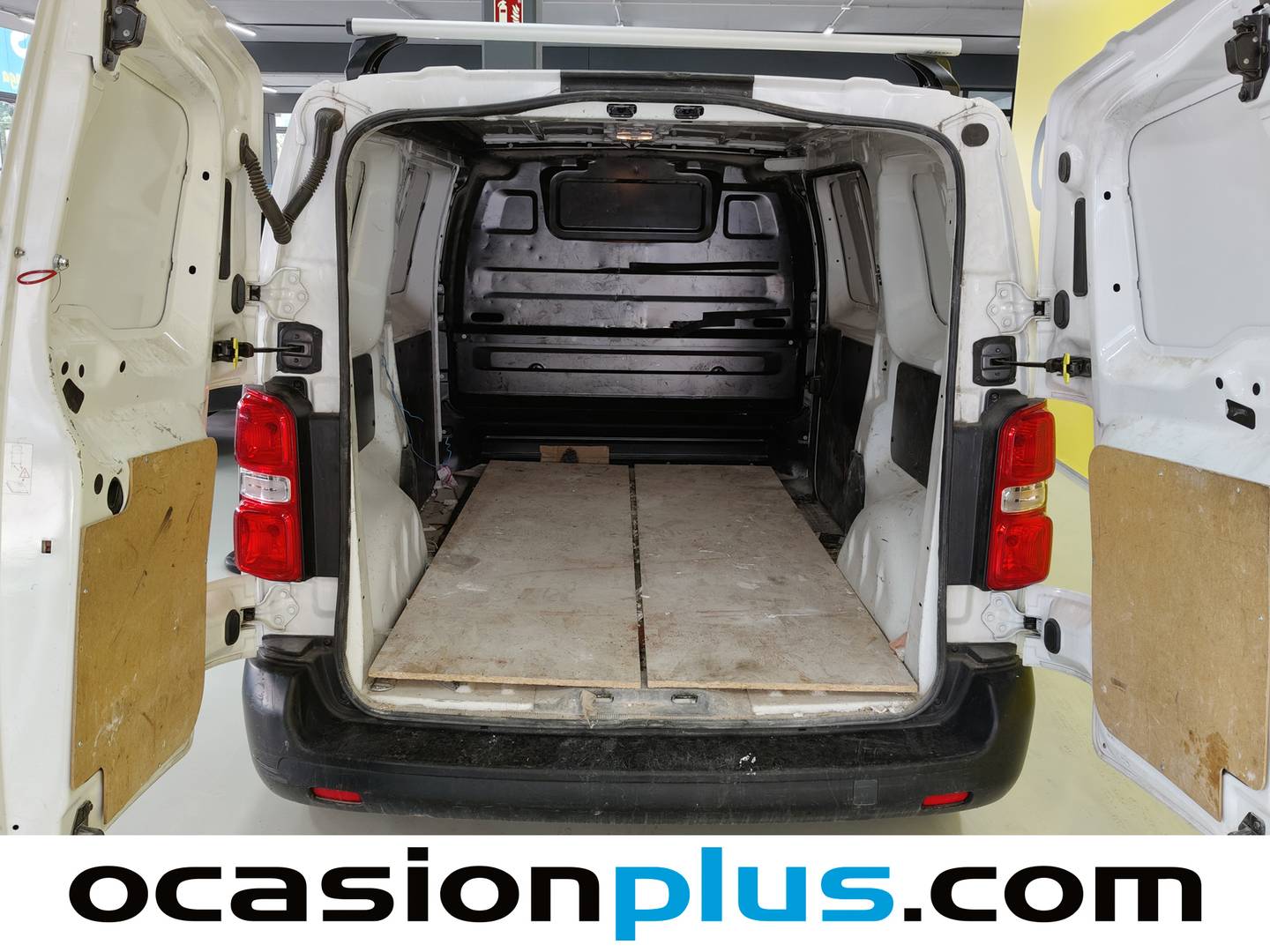 Foto asientos delanteros Peugeot Expert Peugeot Expert Furgon BlueHDi 100 Pro Standard (102 CV)