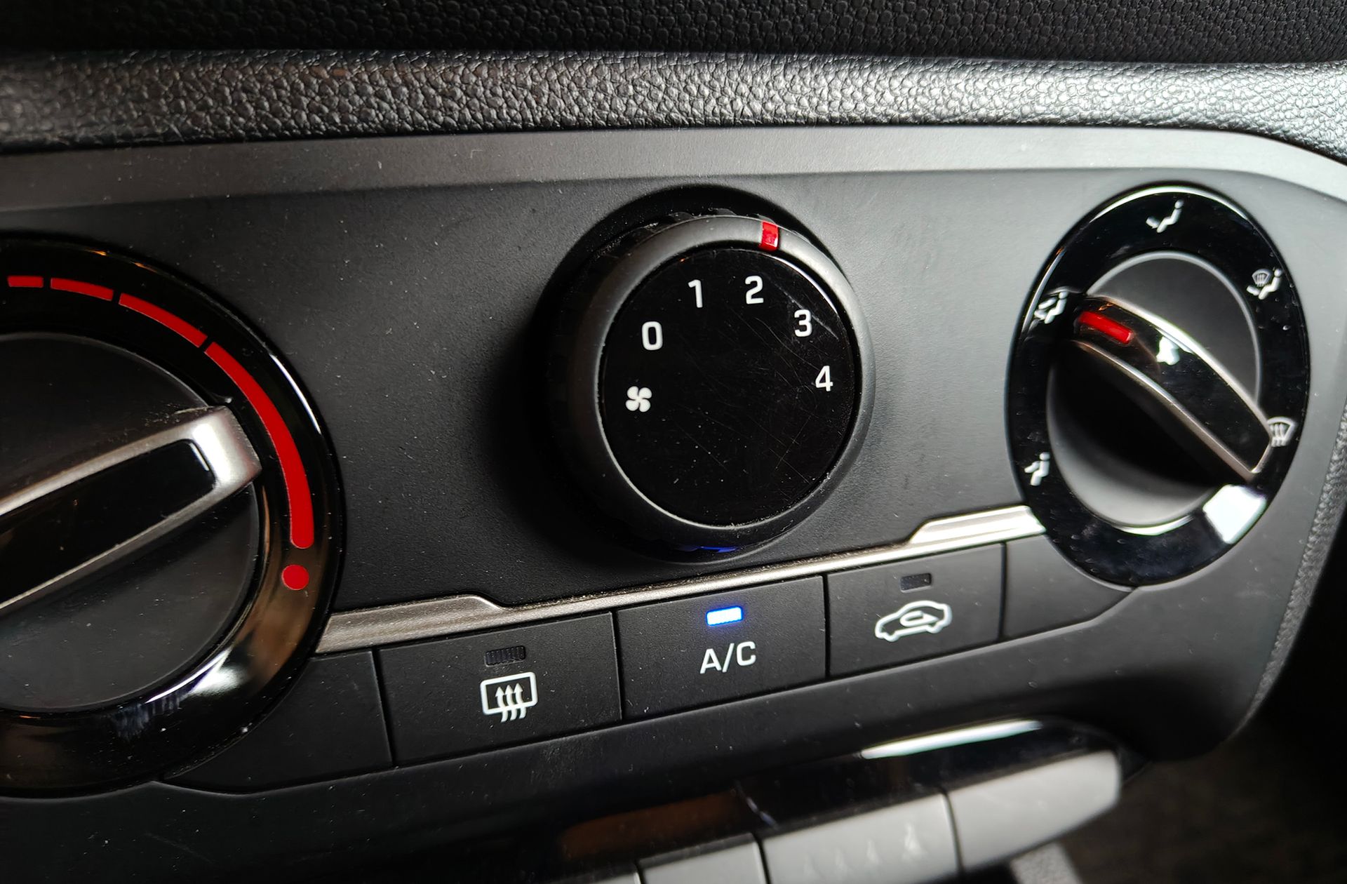 Hyundai i20 1.0 T-GDi Klass - foto 29