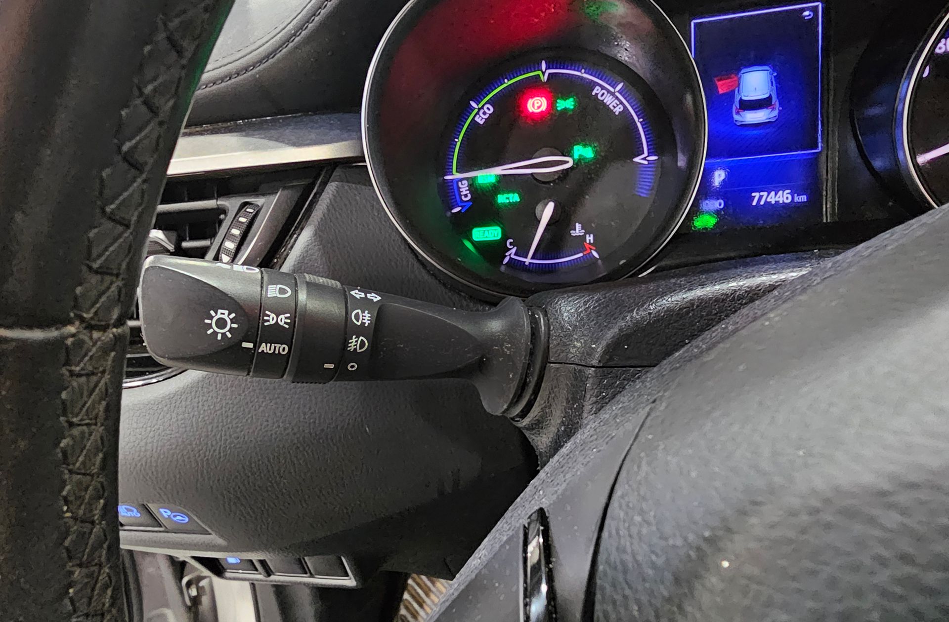 Toyota C-HR 1.8 125H Advance - foto 22