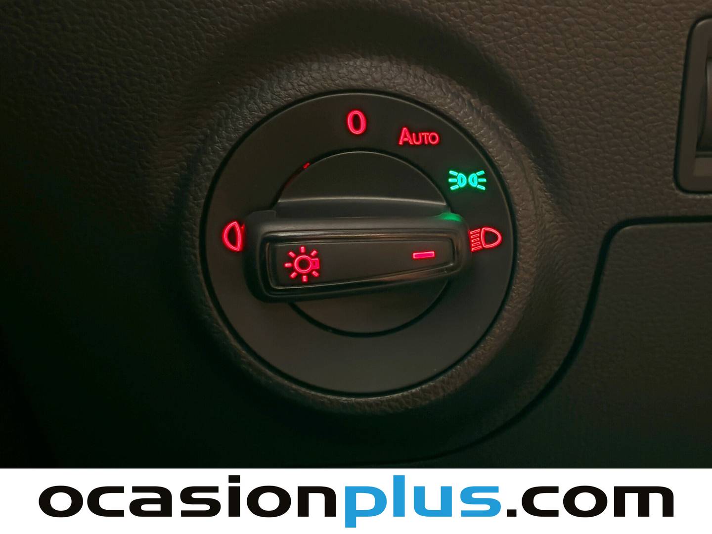 Equipamiento del Seat Arona Seat Arona 1.6 TDI S&S Reference Edition (95 CV)