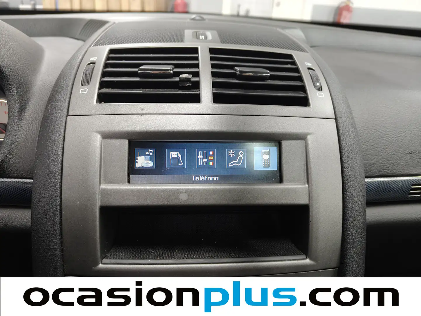 Foto Peugeot 407 SW Peugeot 407 SW SW 2.0 HDI ST Sport Pack Auto (136 CV)