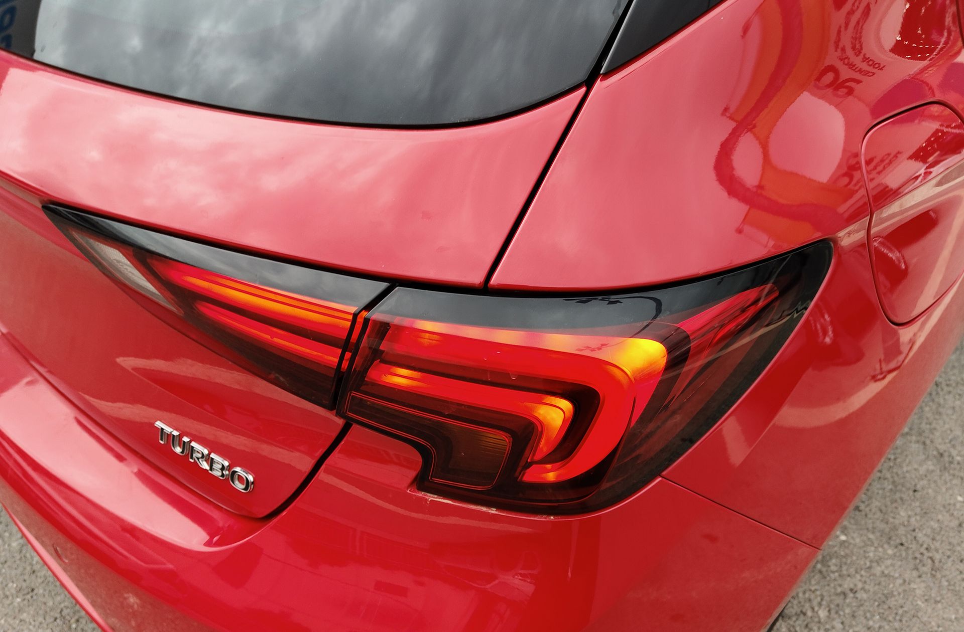 Opel Astra 1.4 Turbo GSi Line - foto 18