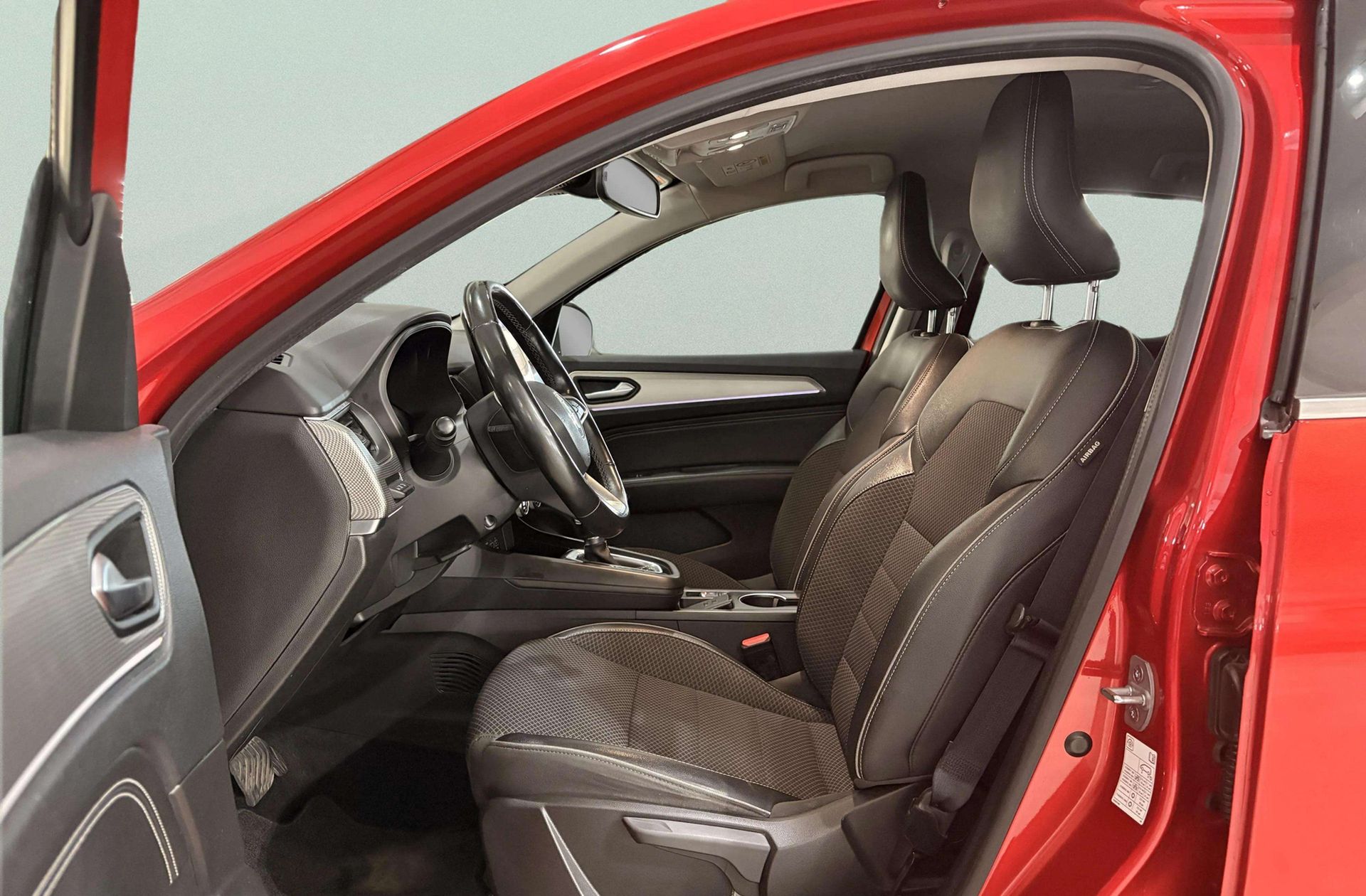 Renault Arkana Zen E-Tech Híbrido - foto 11