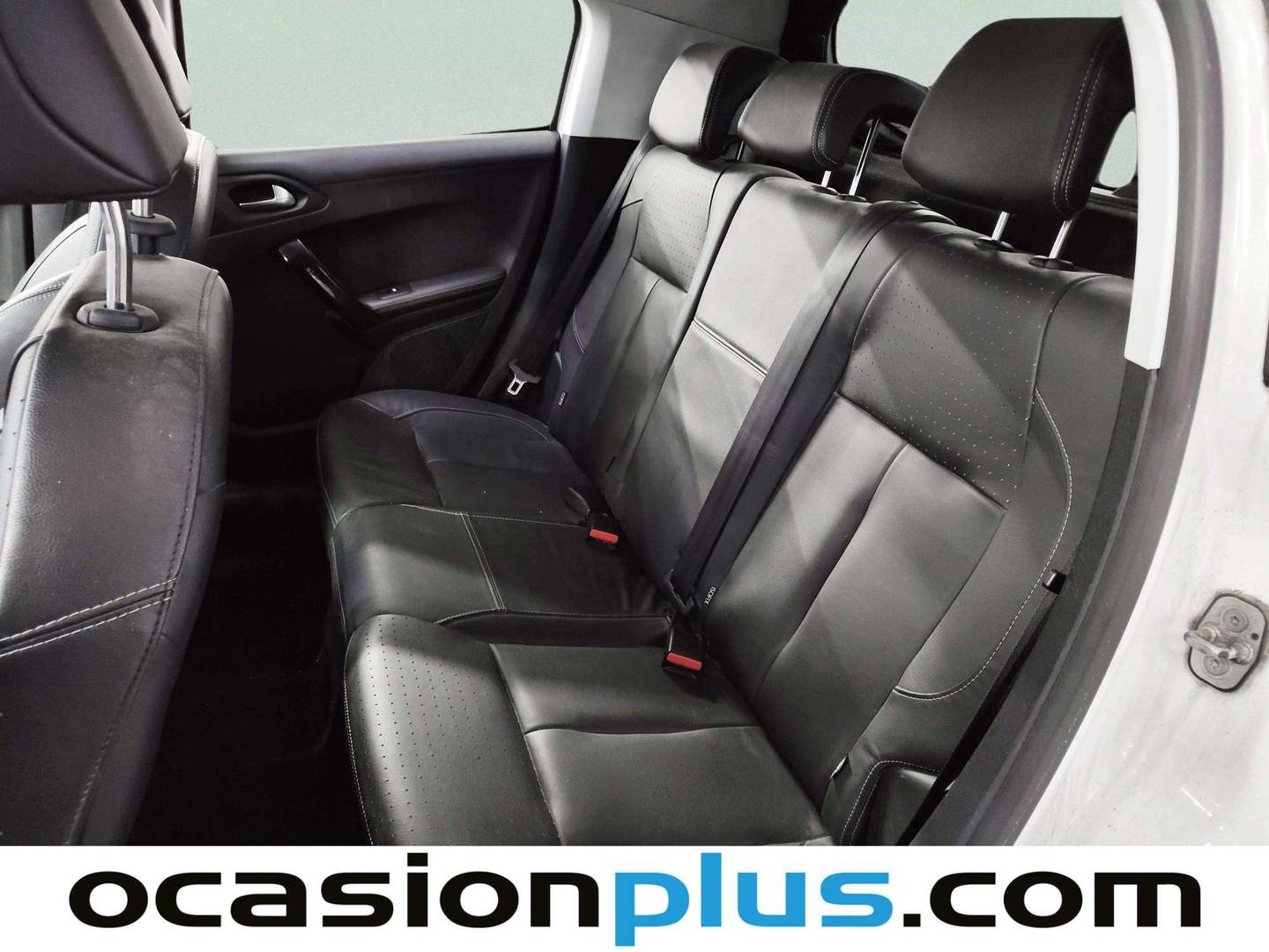 Foto asientos traseros Peugeot 208 Peugeot 208 1.6 e-HDI Allure (115 CV)