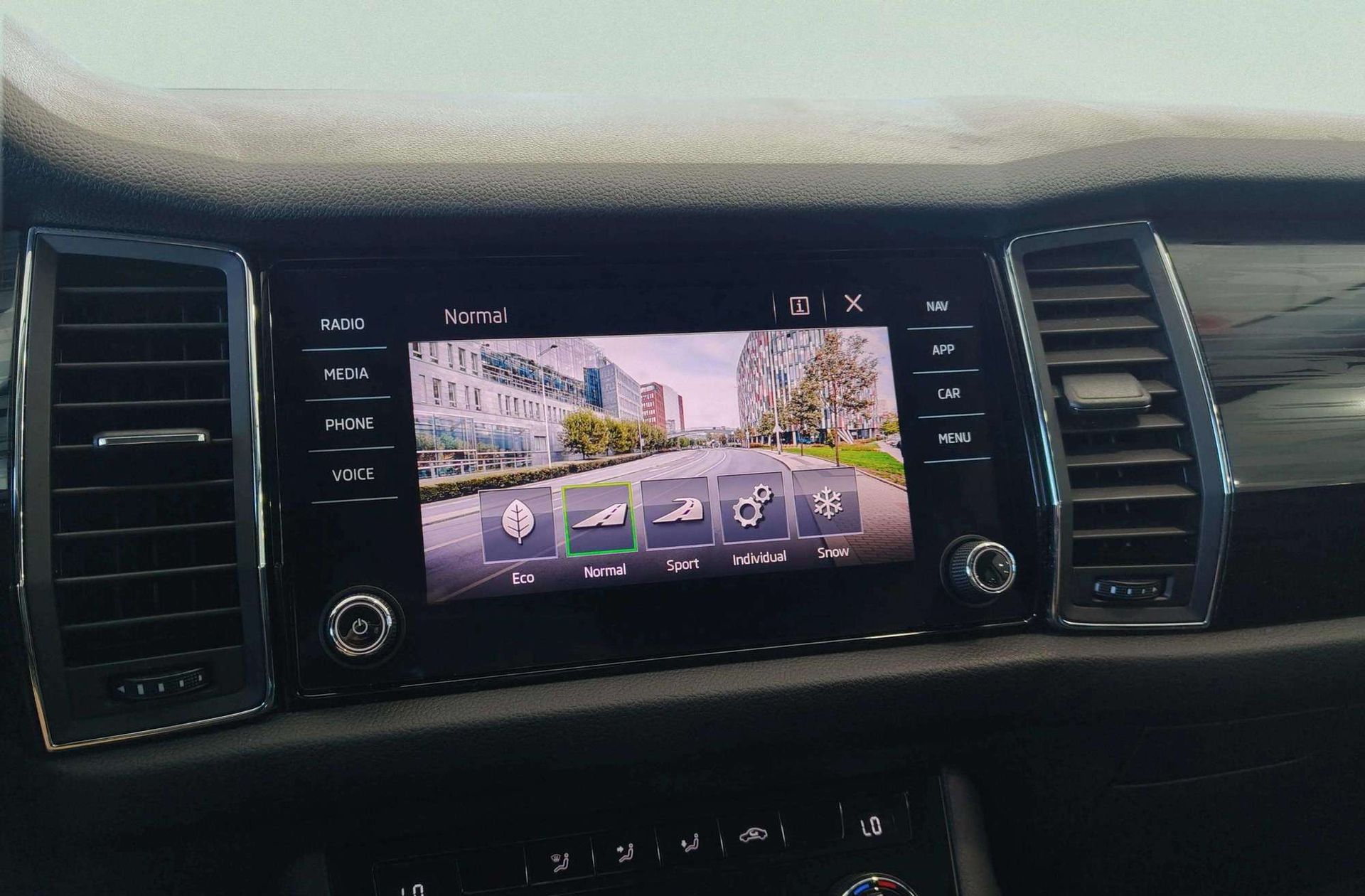 Škoda Kodiaq 2.0 TSI Style 4x4 DSG 7 plazas - foto 12