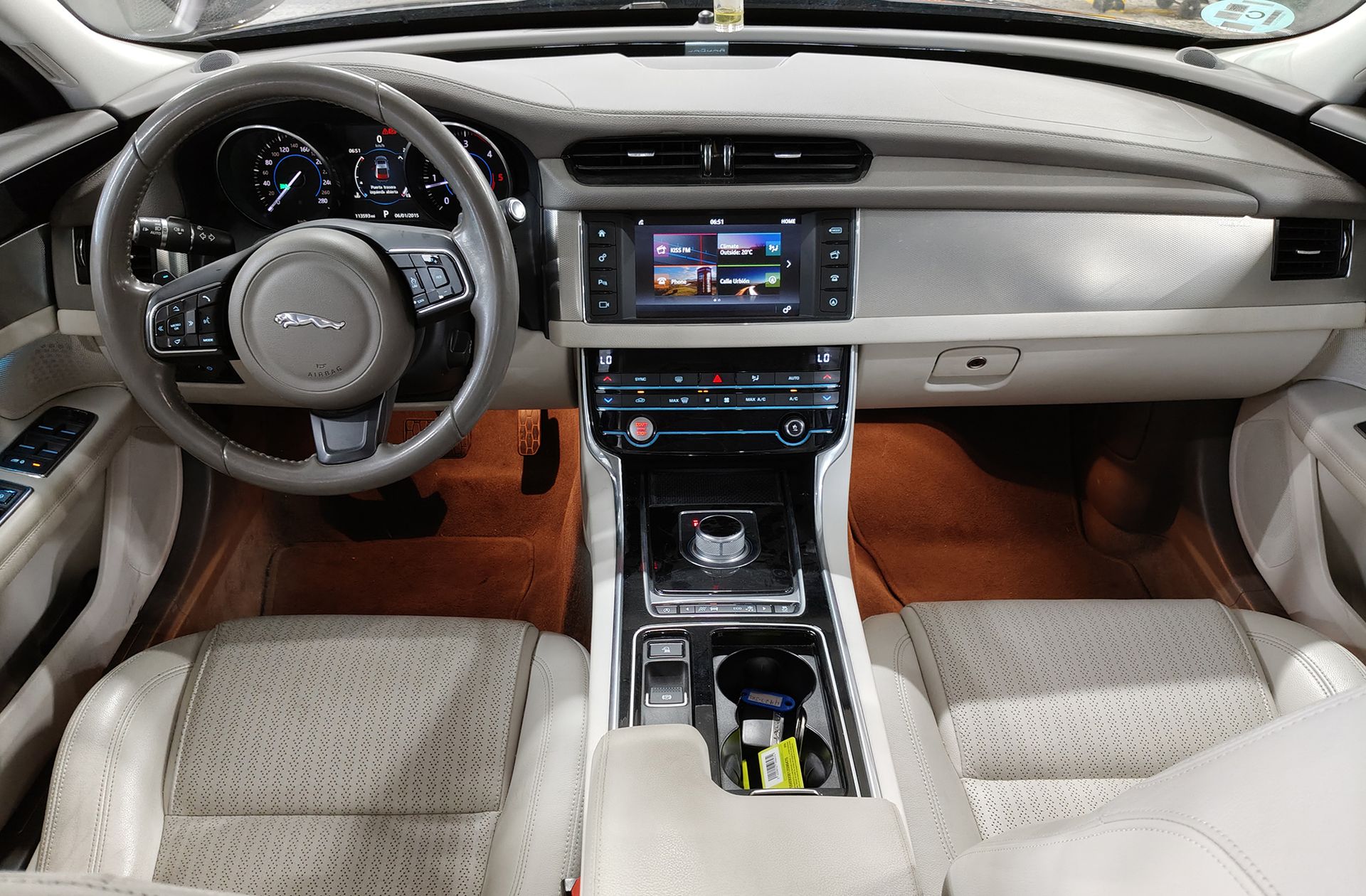 Jaguar XF 2.0 D Prestige - foto 6