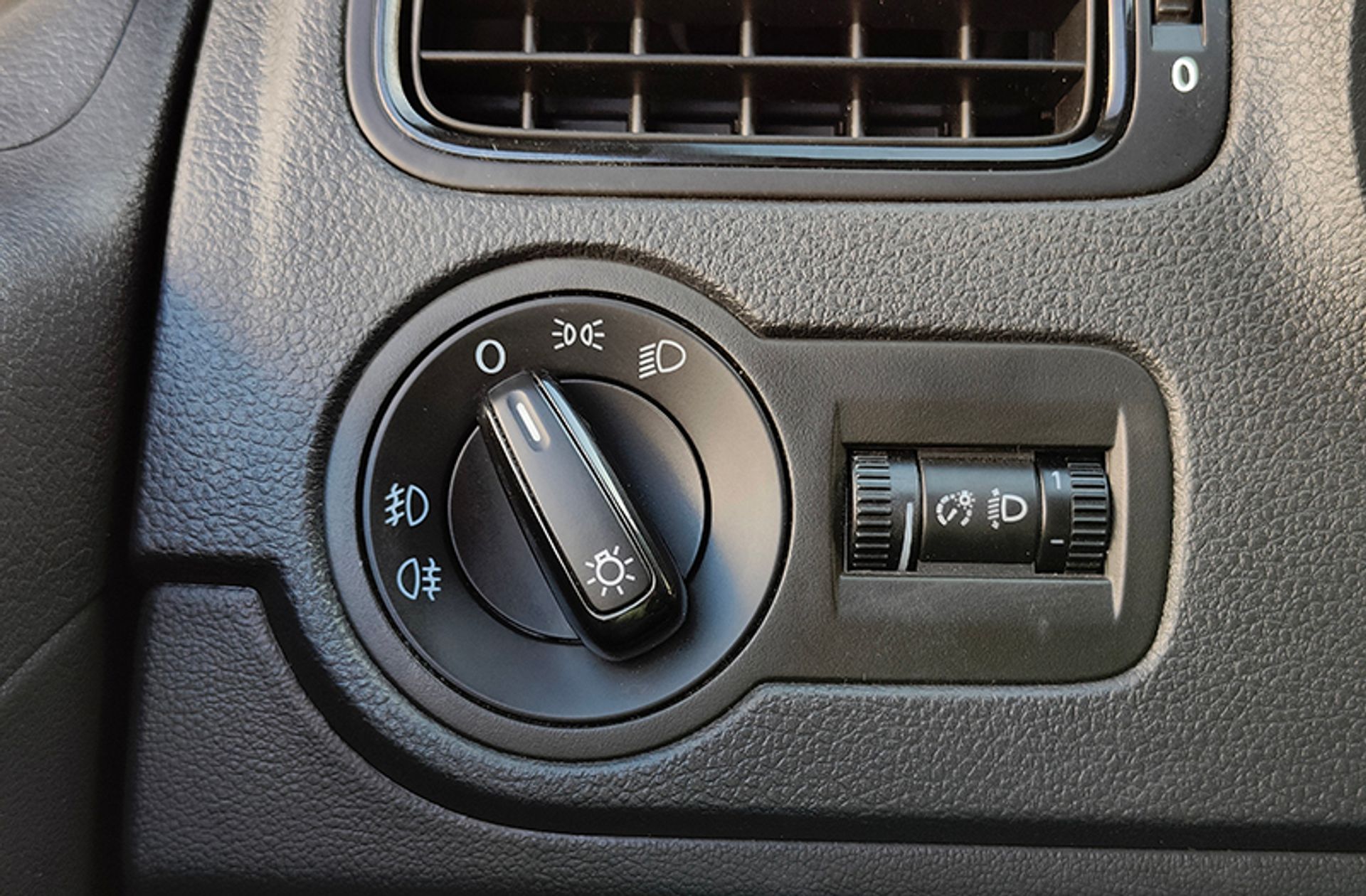 Volkswagen Polo Advance 1.6 TDI - foto 19
