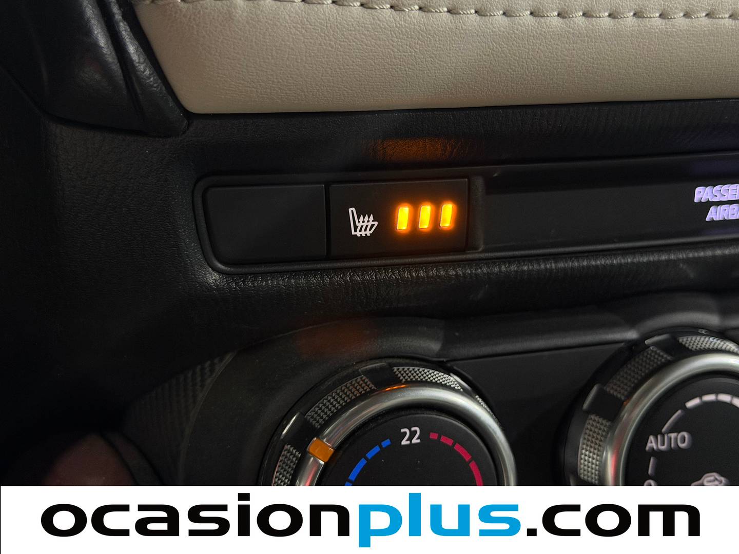Extras y acabados del Mazda CX-3 Mazda CX-3 1.5 DE SKYACTIV Luxury White 2WD (105 CV)