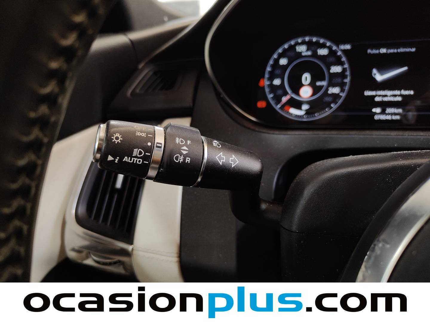 Jaguar E-Pace Jaguar E-PACE 2.0P R-Dynamic SE 4WD Auto (200 CV) seminuevo