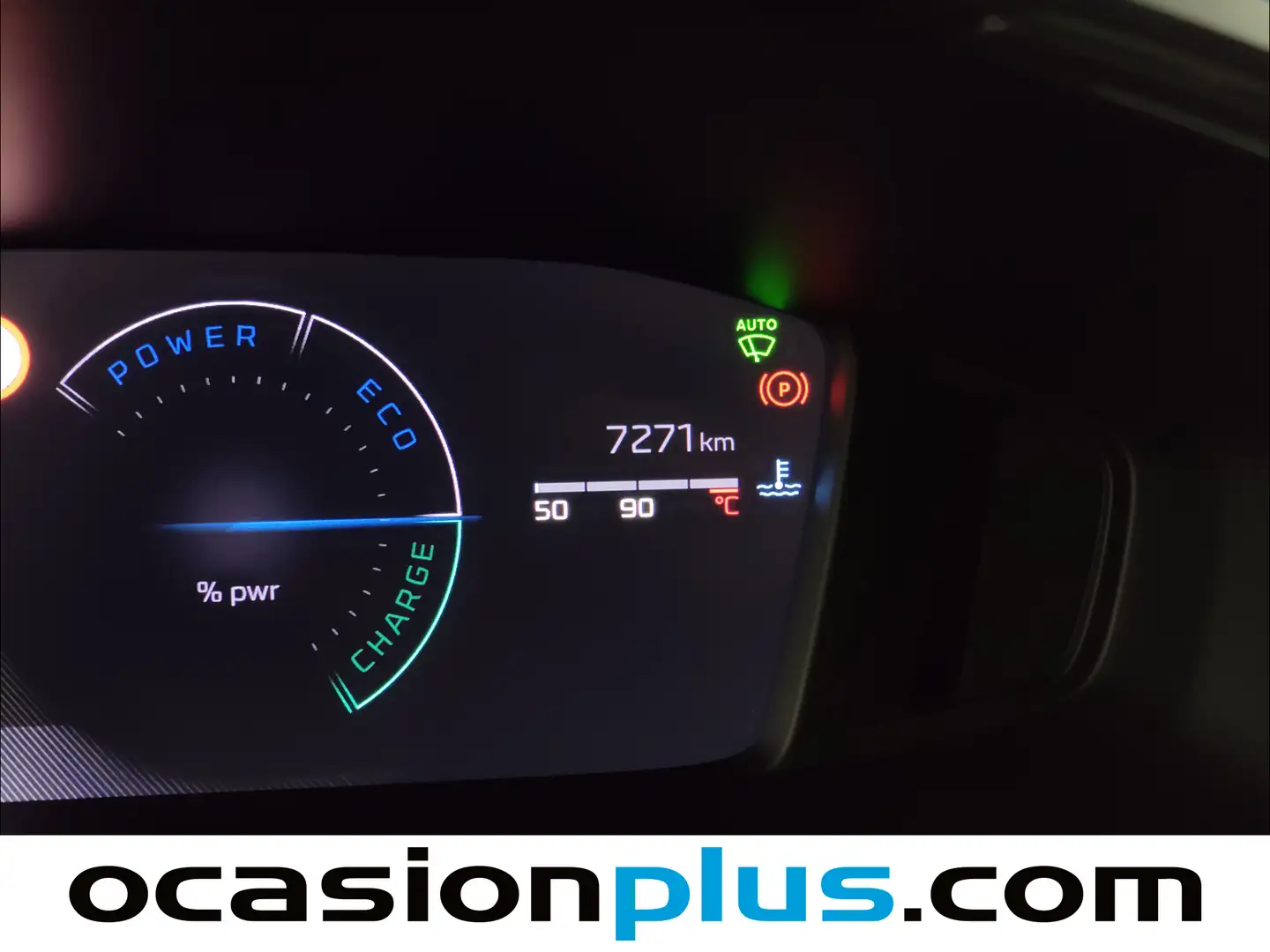 Foto Peugeot 2008 Peugeot 2008 Allure Hybrid eDCS6 (136 CV)