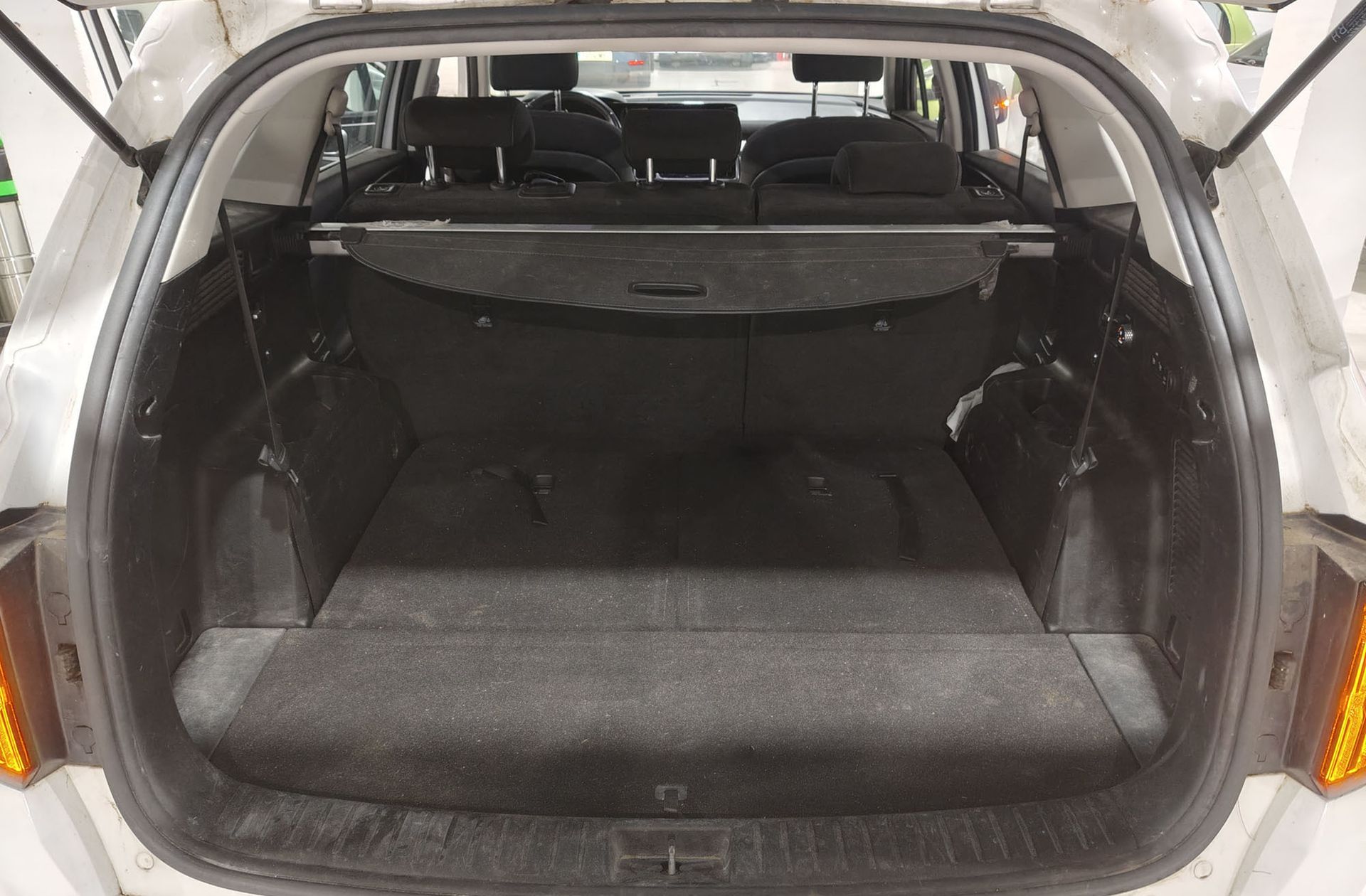 Kia Sorento 1.6 T-GDi HEV Drive 4x2 - foto 18