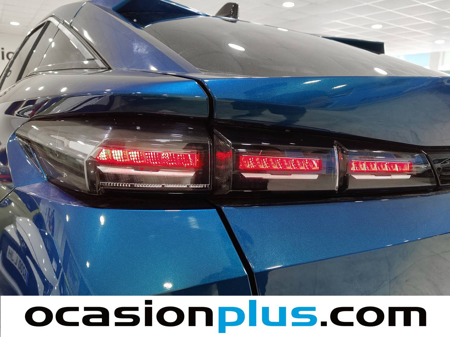 Peugeot 408 Peugeot 408 Allure Hybrid 145 eDCS6 (145 CV) al mejor precio