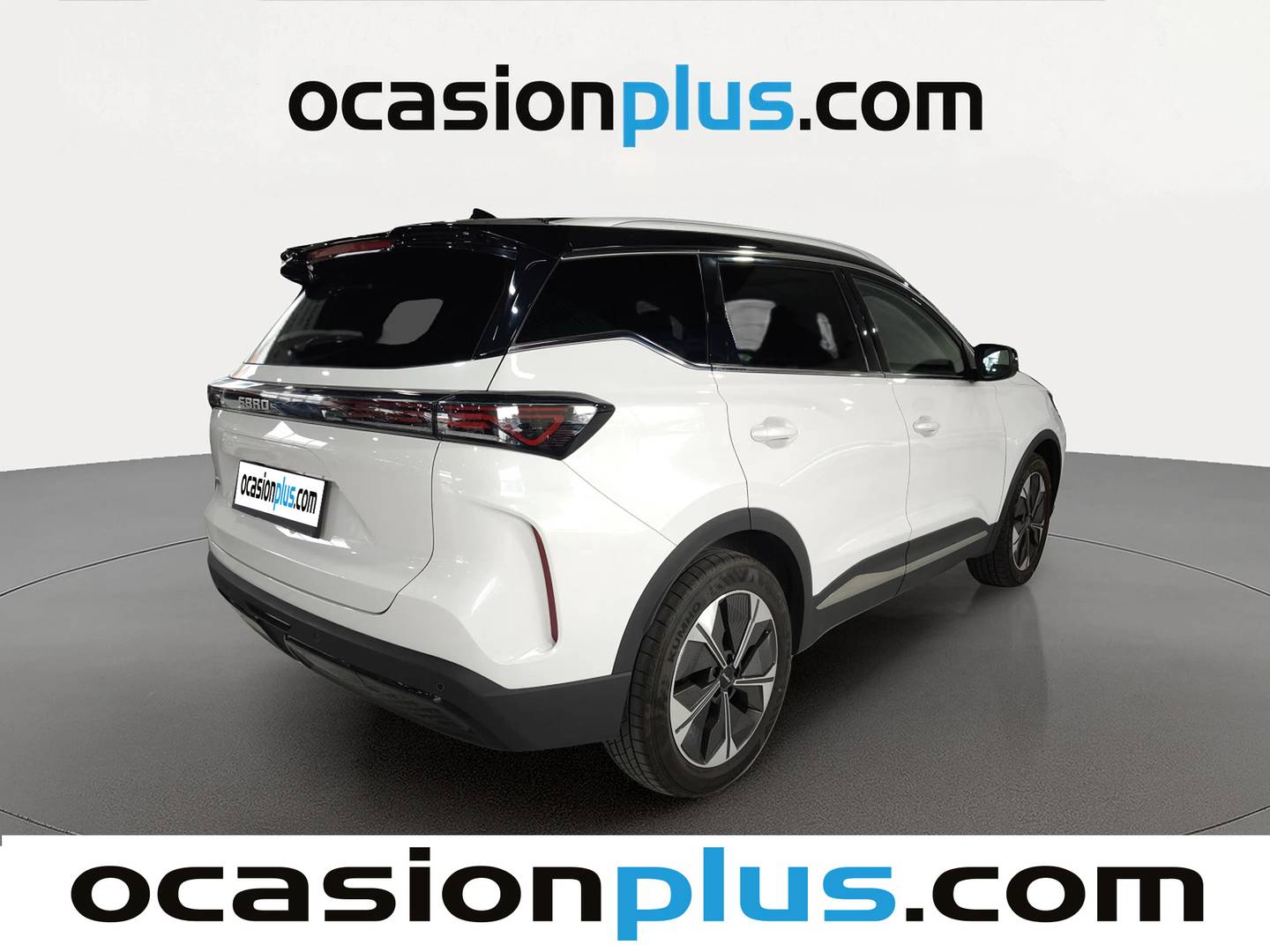Foto trasera EBRO S700 EBRO S700 1.6 TGDI Luxury 7 DCT (147 CV) izquierda
