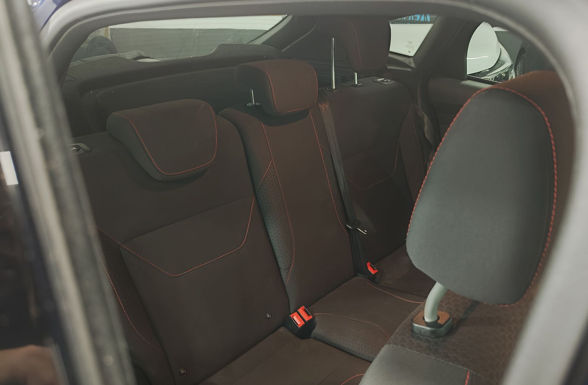 Ford Focus 1.0 EcoBoost ST-Line - foto 15