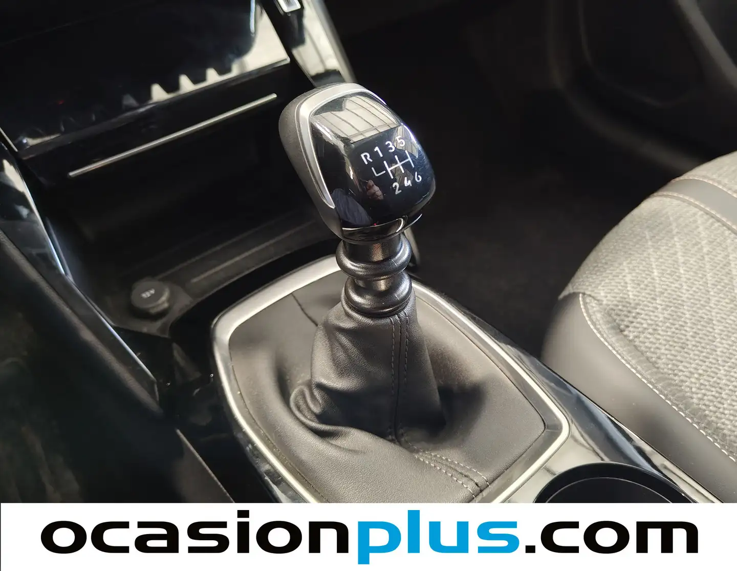 Foto Peugeot 208 Peugeot 208 PureTech 100 Allure (100 CV)