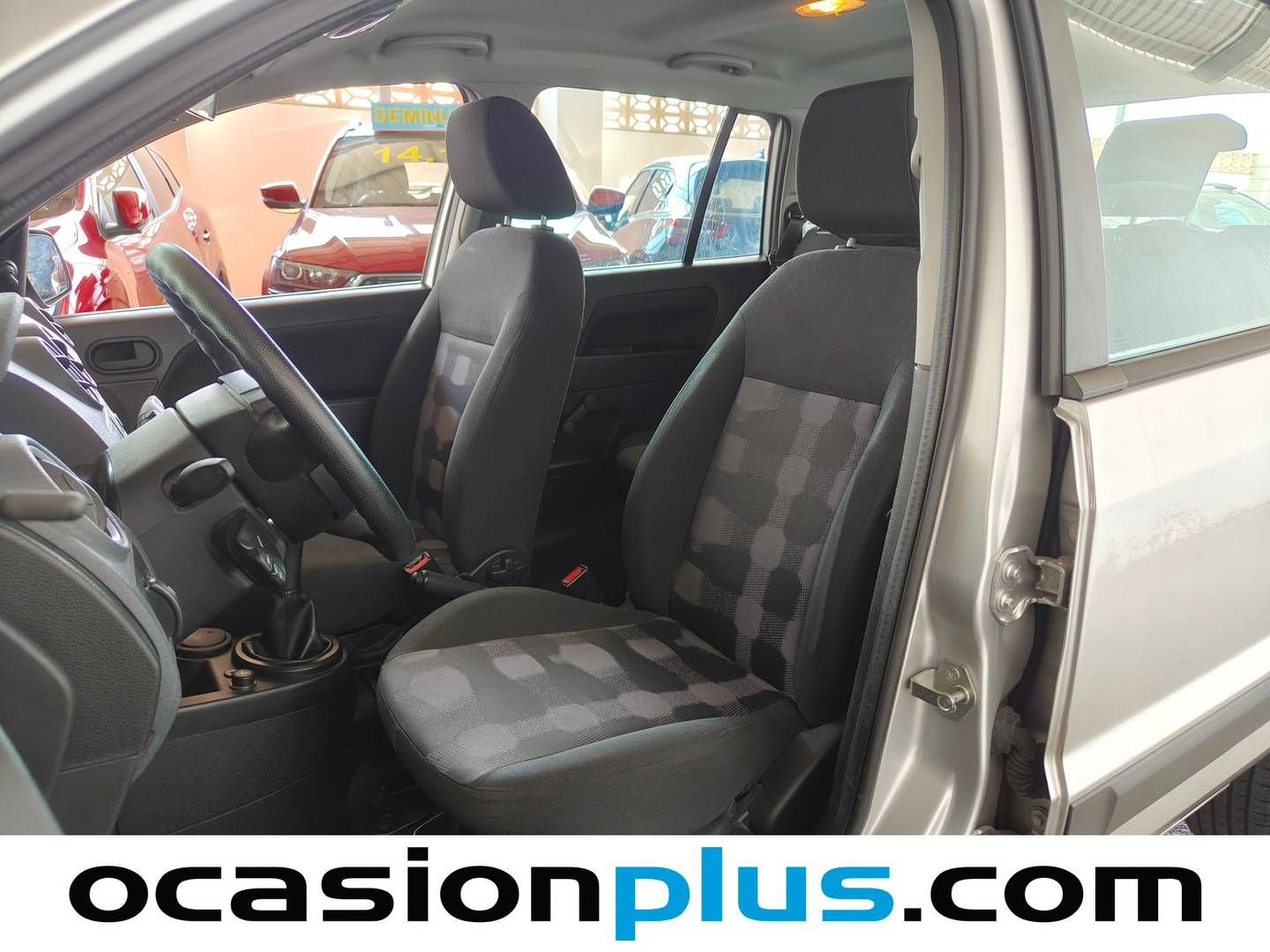 Foto asientos delanteros Ford Fusion Ford Fusion 1.4 16v Ambiente (80 CV)