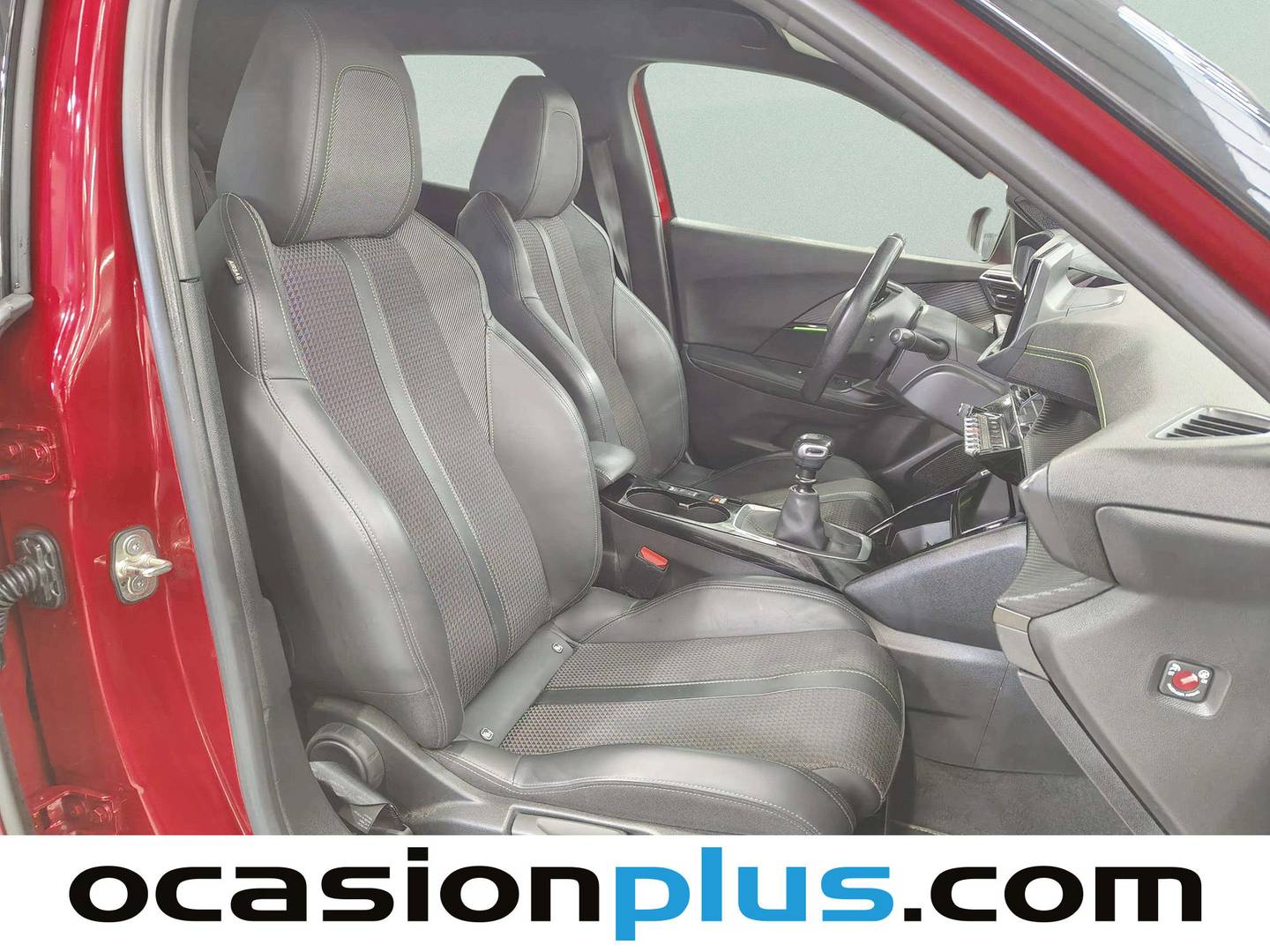 Foto Peugeot 2008 Peugeot 2008 PureTech 130 S&S GT (130 CV)